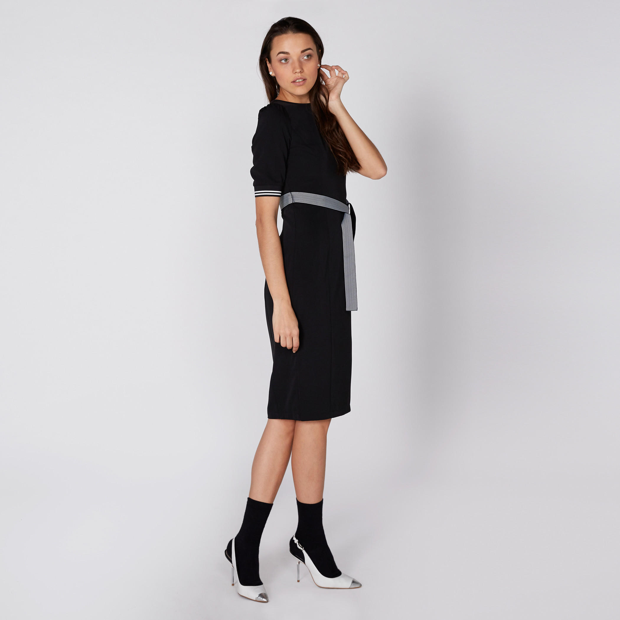 فستان متوسط الطول بياقة مستديرة وأكمام قصيرة مع فتحة جانبية-women-clothing-dresses-image-3