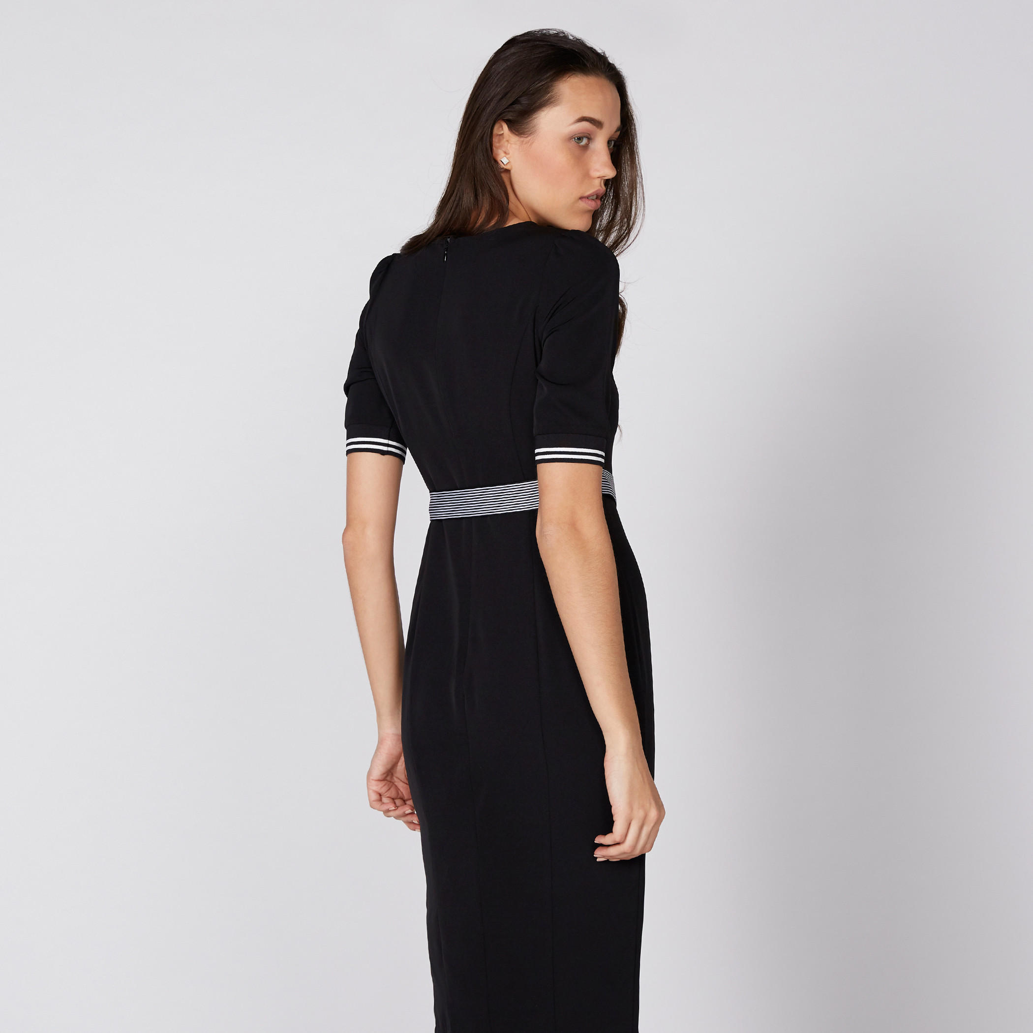 فستان متوسط الطول بياقة مستديرة وأكمام قصيرة مع فتحة جانبية-women-clothing-dresses-image-4