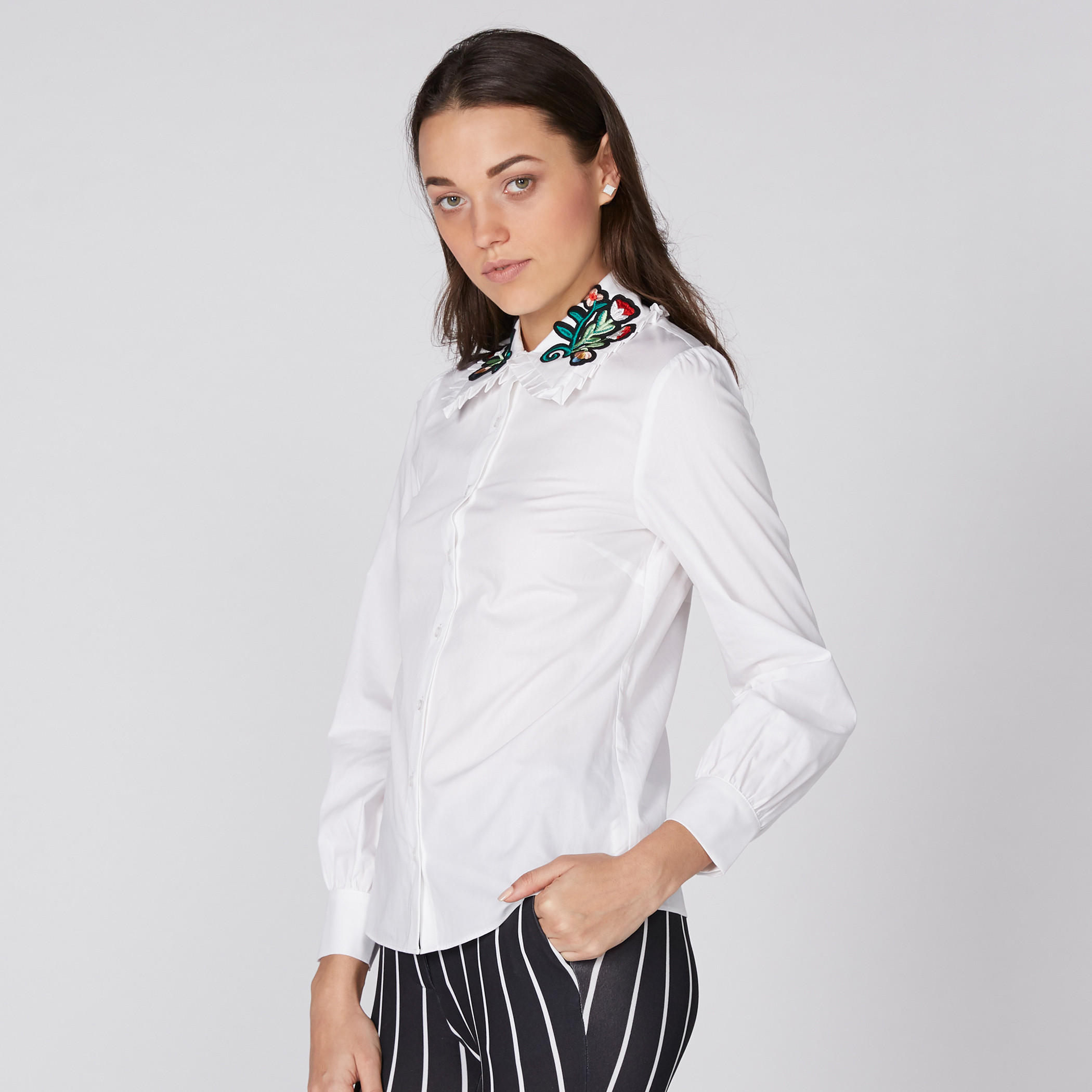 Embroidered Shirt with Long Sleeves and Complete Placket-women-clothing-shirtsandblouses-shirts-image-1