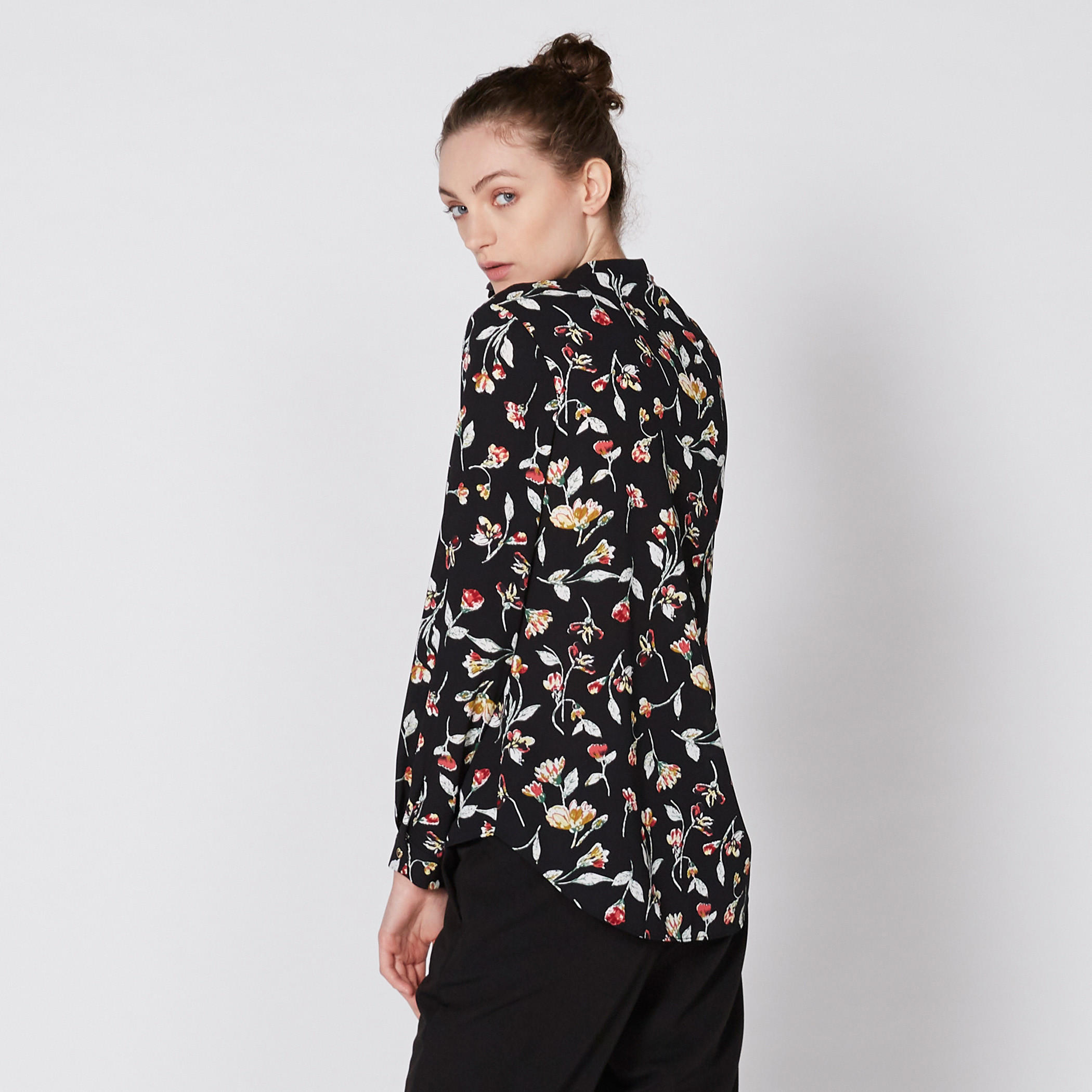 قميص بأكمام طويلة وأزرار وطبعات-women-clothing-shirtsandblouses-shirts-image-1