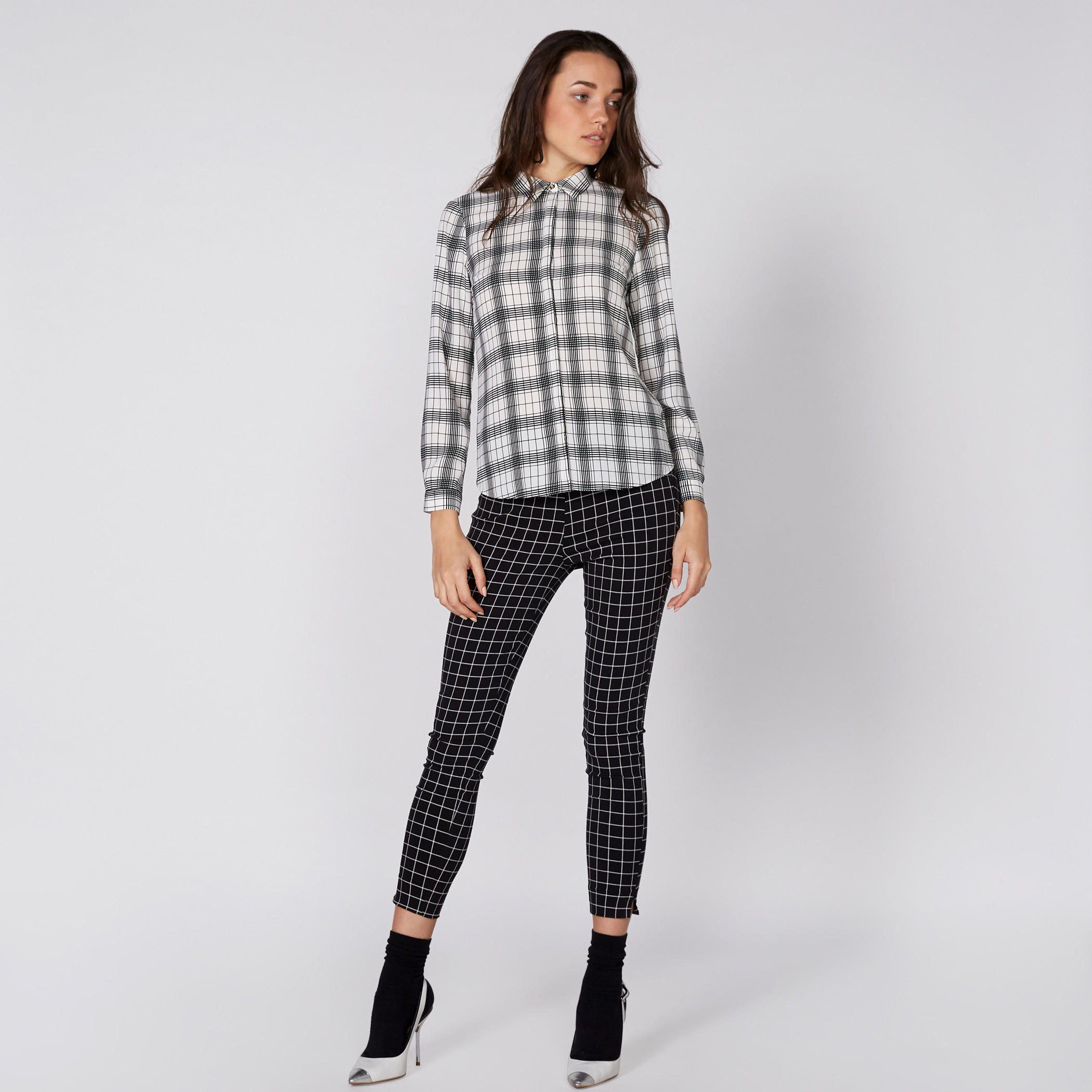 قميص كاروهات بأكمام طويلة ووصلة أزرار غير مرئية-women-clothing-shirtsandblouses-shirts-image-4