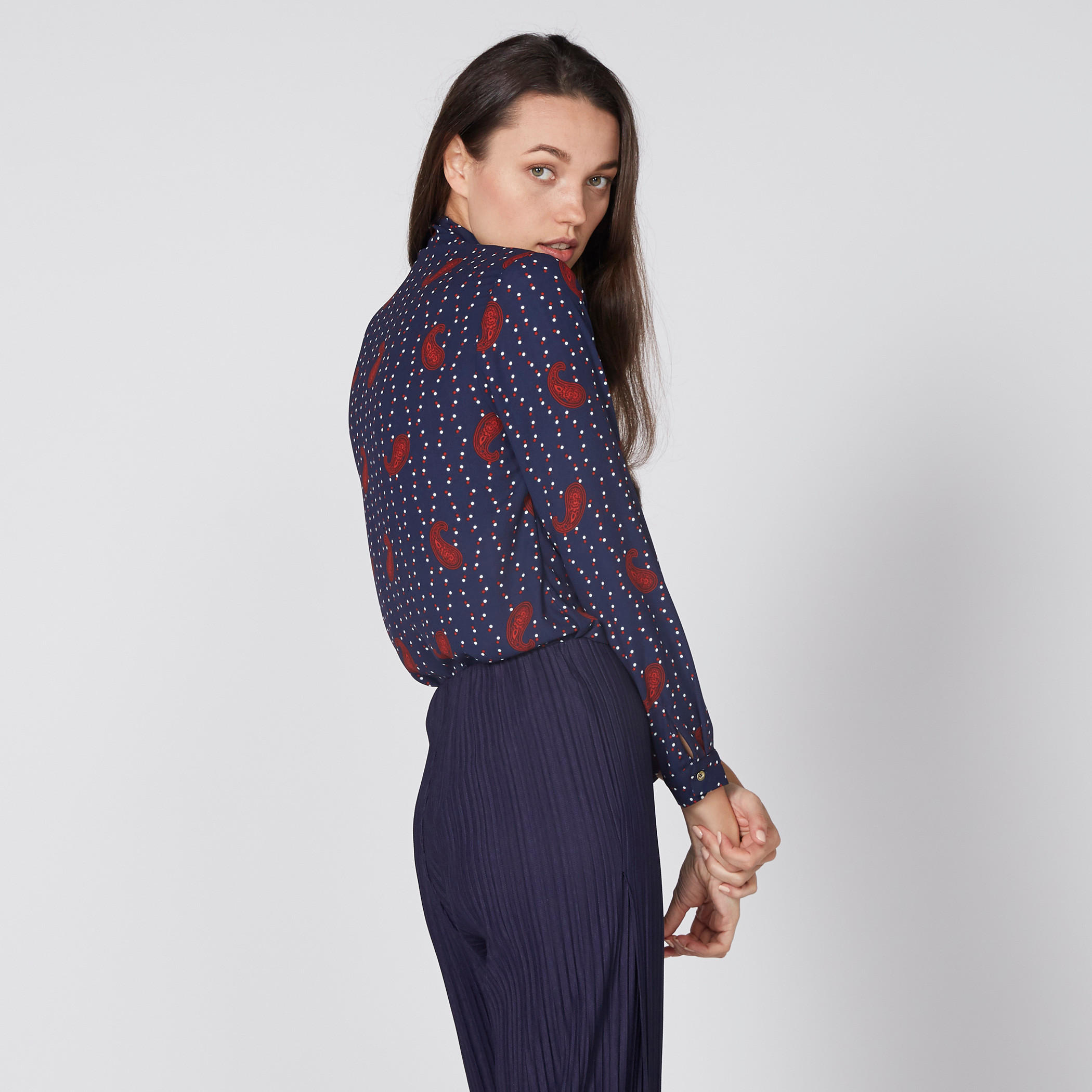 قميص بأكمام طويلة وأزرار مع طبعات-women-clothing-shirtsandblouses-shirts-image-2