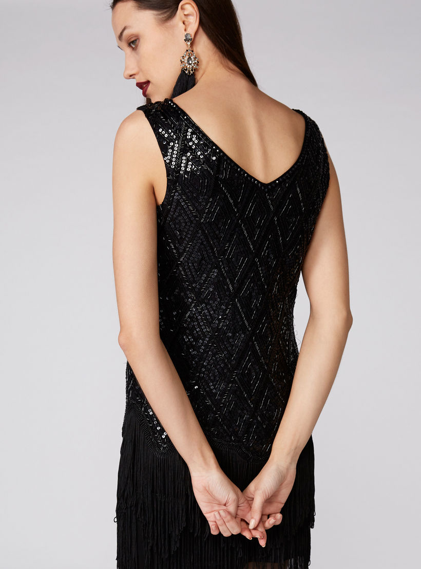 فستان بتزيينات وياقة مستديرة وشُرّابات-women-clothing-dresses-image-4