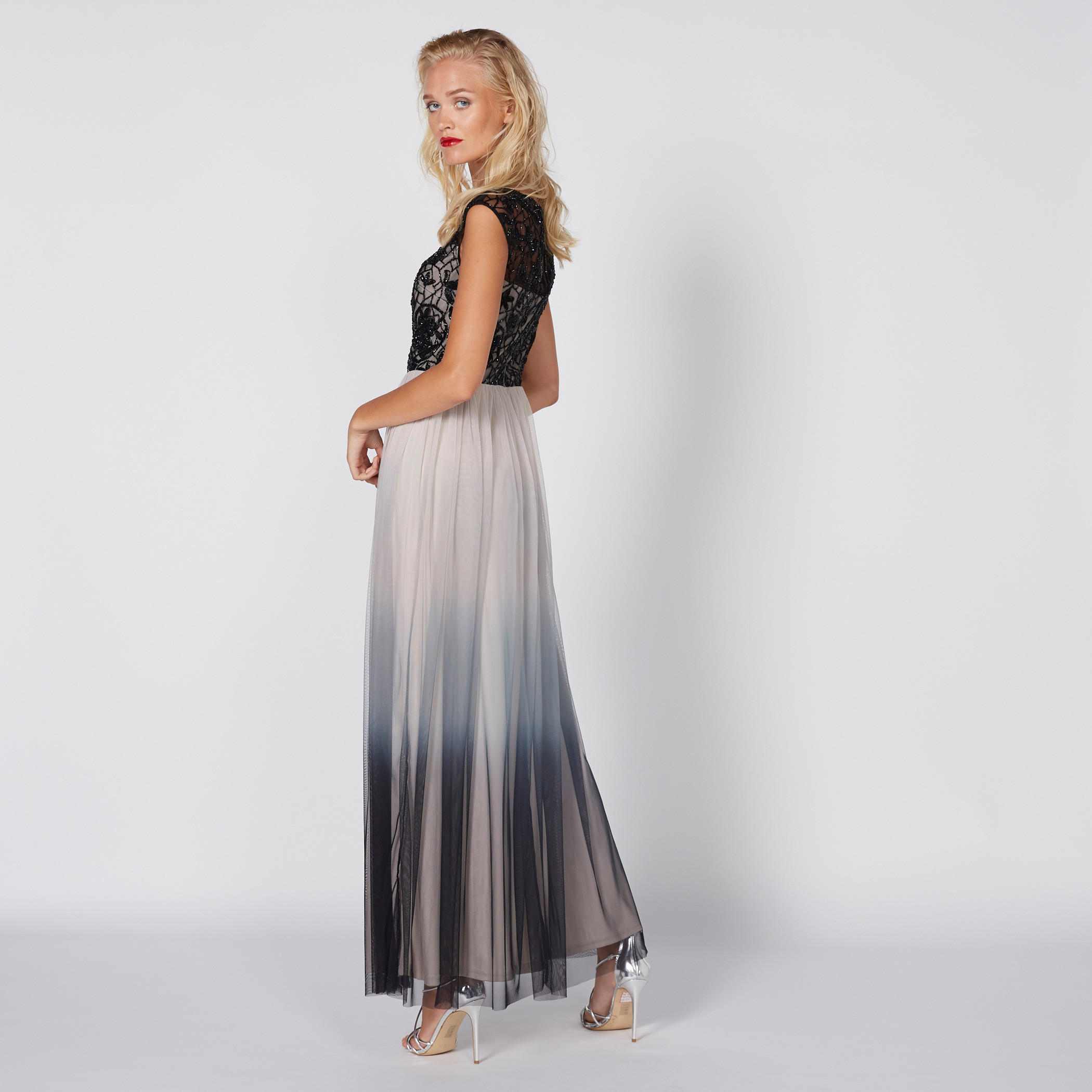 فستان طويل دون أكمام مزيّن بزخارف-women-clothing-dresses-image-3