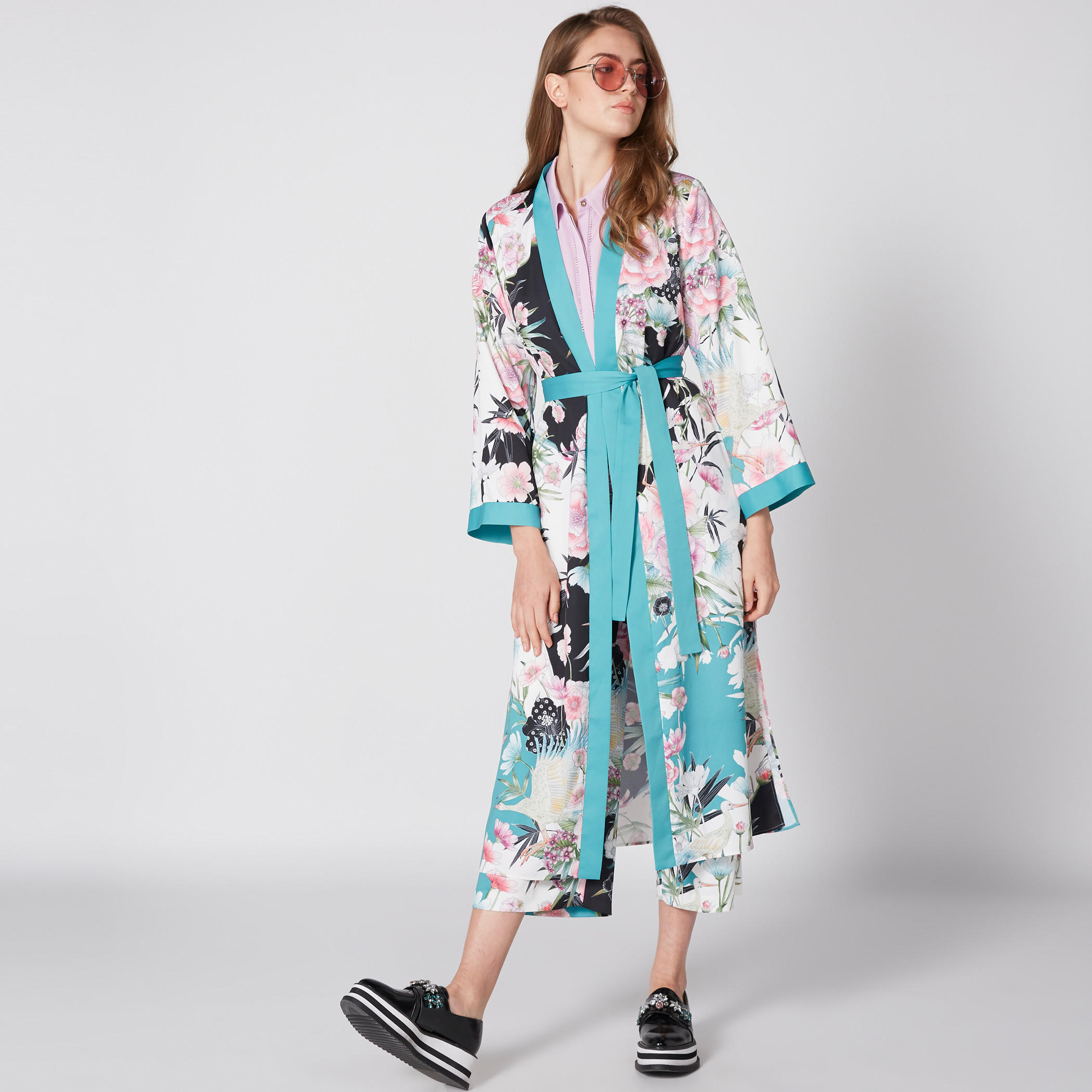 سترة طويلة بأكمام طويلة وحزام رباط وطبعات أزهار-women-winterwear-cardigansandjumpers-cardigans-image-2