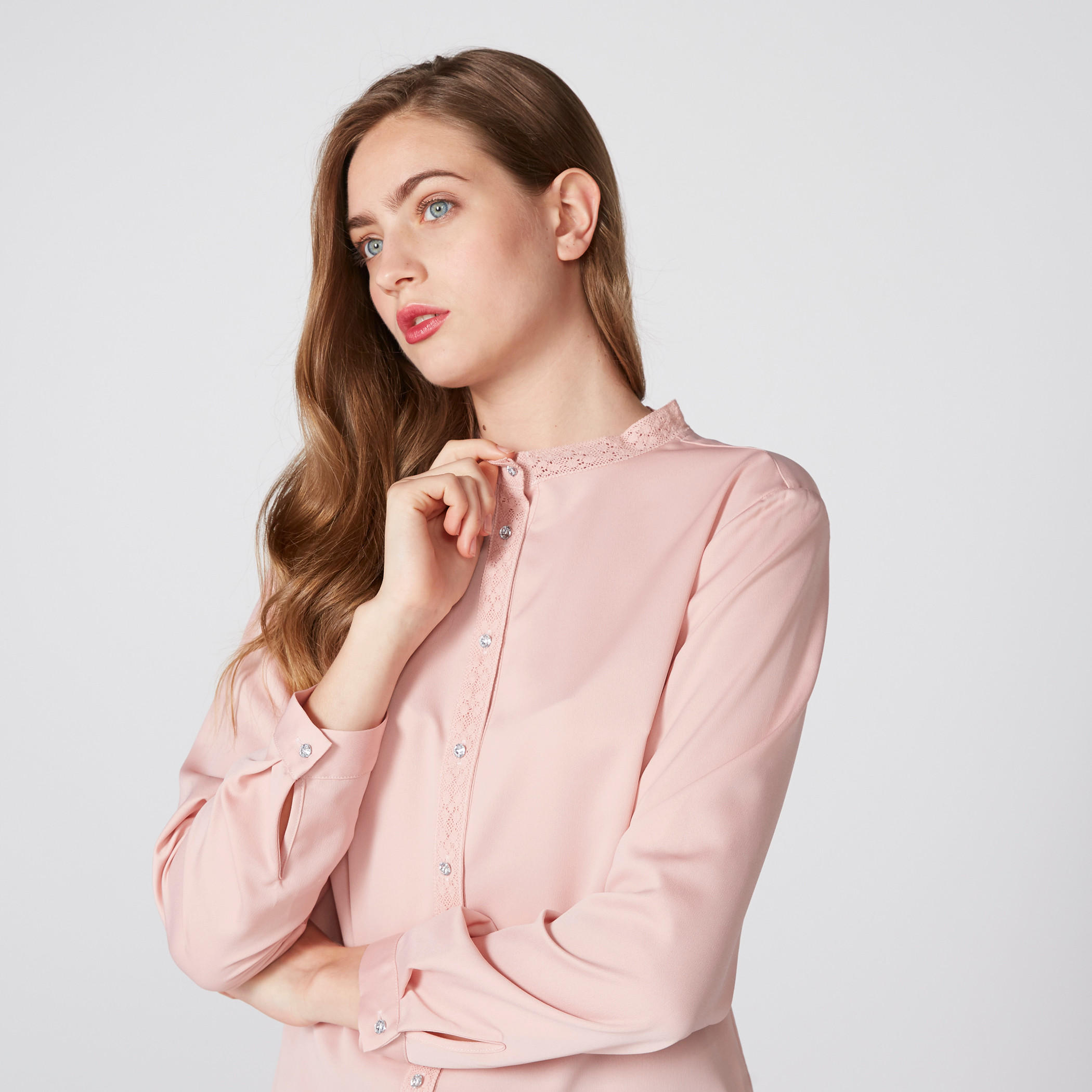 قميص بياقة ماندارين وأكمام طويلة وتفاصيل دانتيل-women-clothing-shirtsandblouses-shirts-image-1