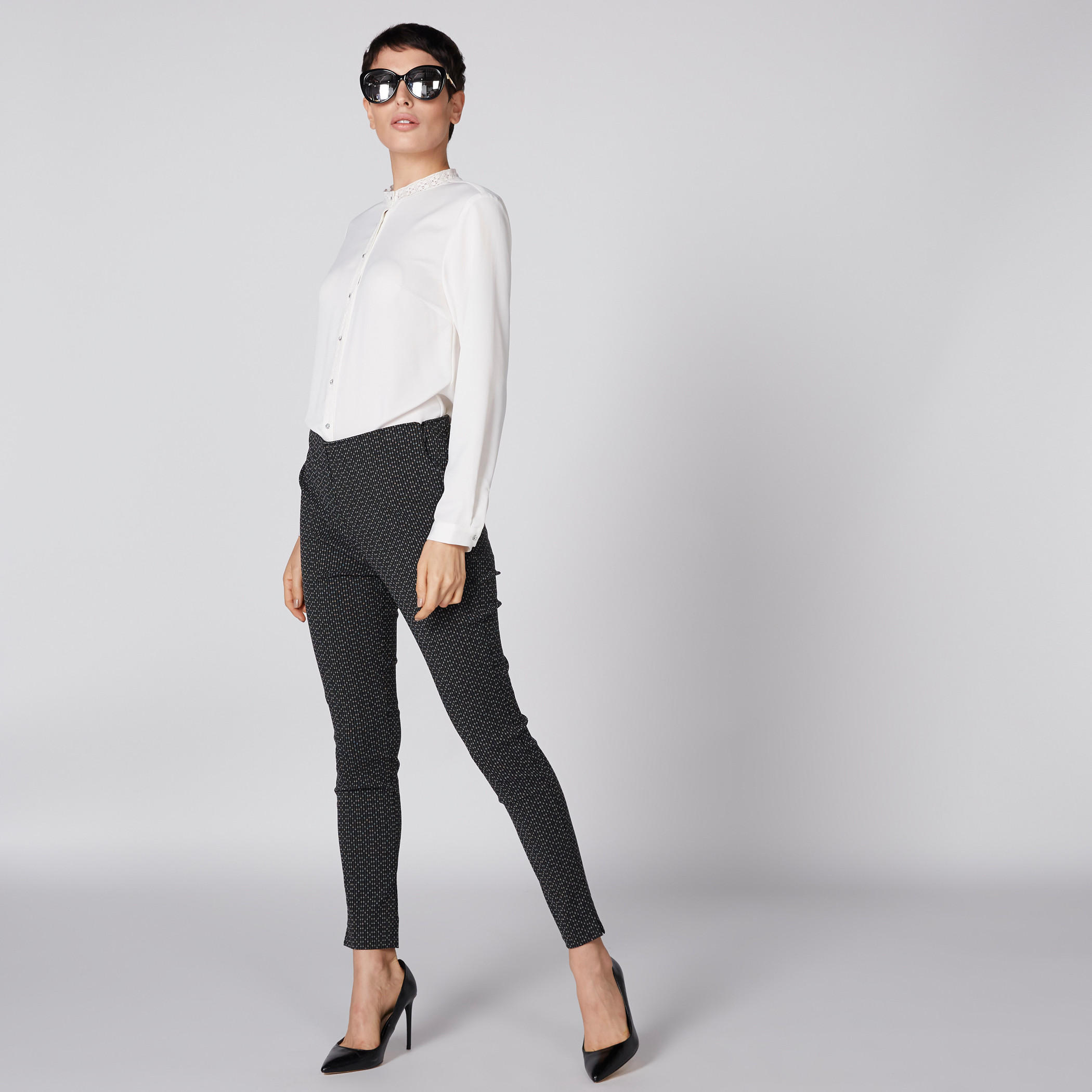 قميص بأكمام طويلة وتفاصيل دانتيل-women-clothing-shirtsandblouses-shirts-image-3