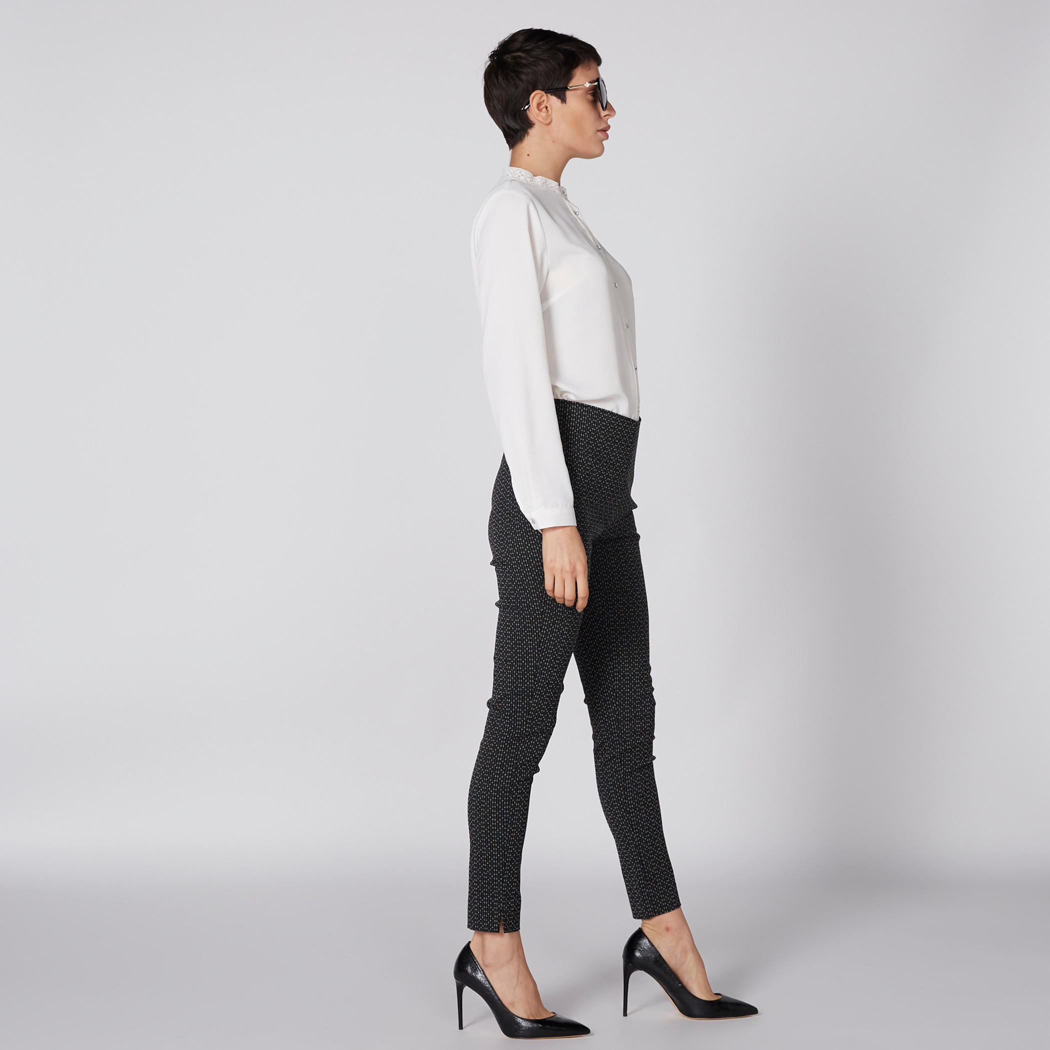 قميص بأكمام طويلة وتفاصيل دانتيل-women-clothing-shirtsandblouses-shirts-image-4