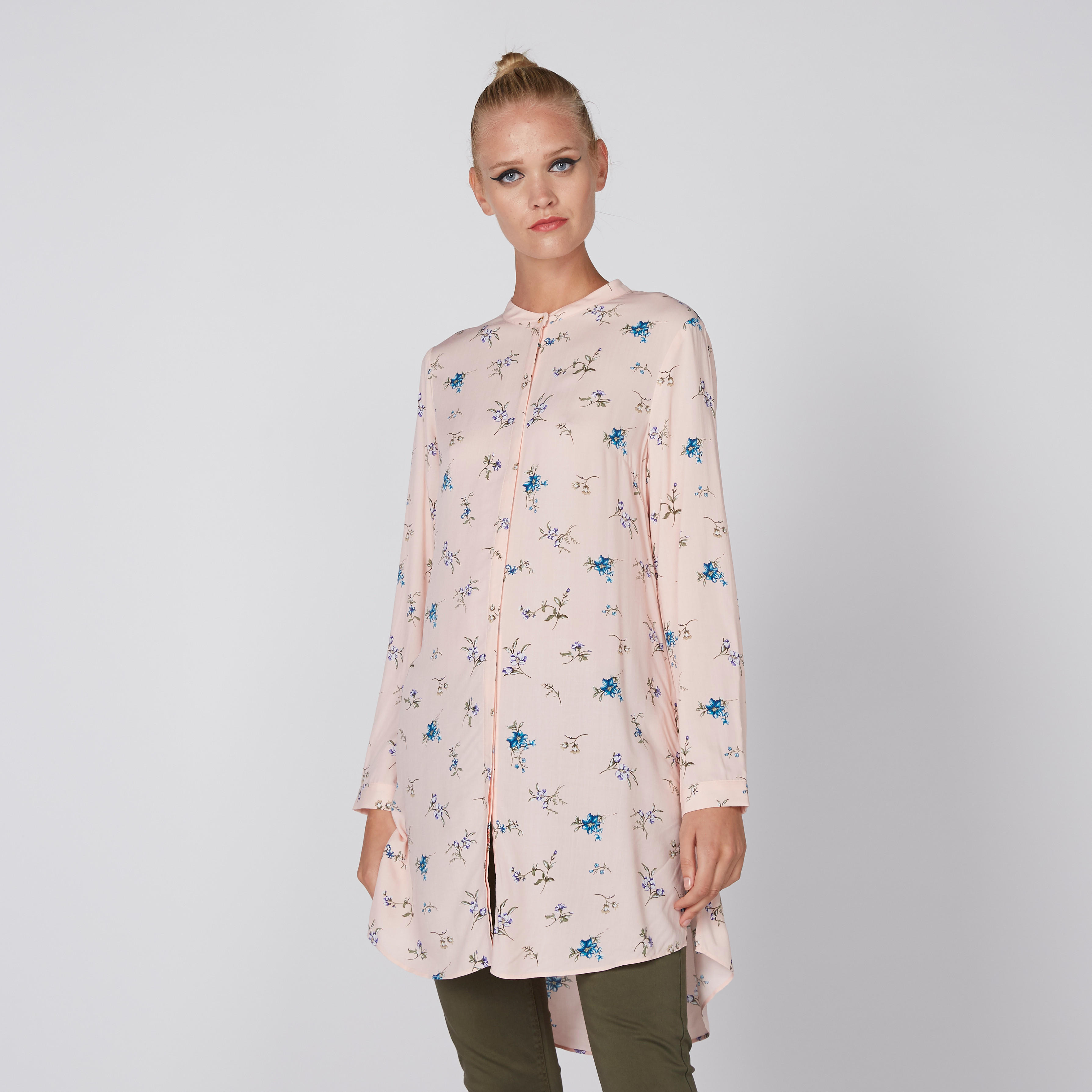 قميص طويل بأكمام طويلة ووصلة أزرار مخفية وطبعات-women-clothing-shirtsandblouses-shirts-image-1