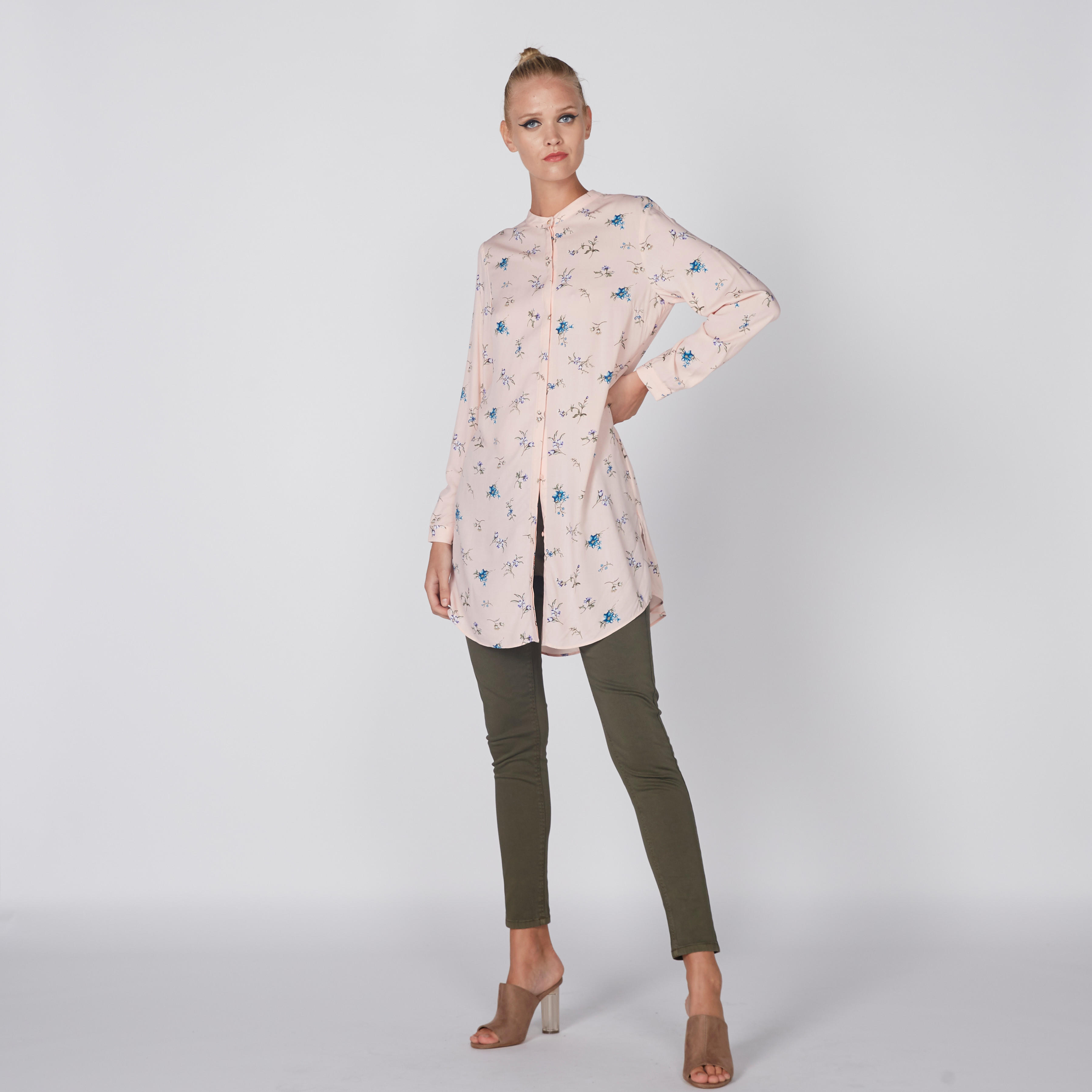قميص طويل بأكمام طويلة ووصلة أزرار مخفية وطبعات-women-clothing-shirtsandblouses-shirts-image-3