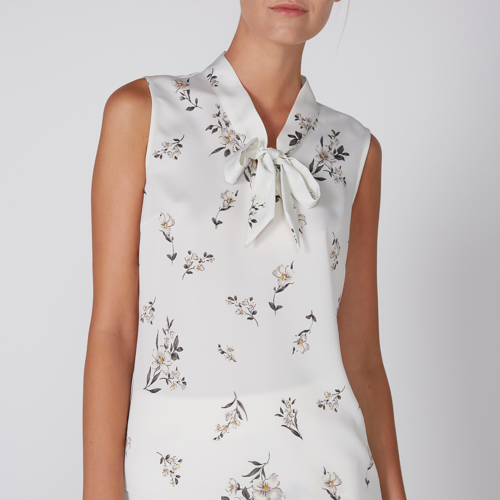 بلوزة دون أكمام برباط وطبعات-women-clothing-shirtsandblouses-blouses-image-3