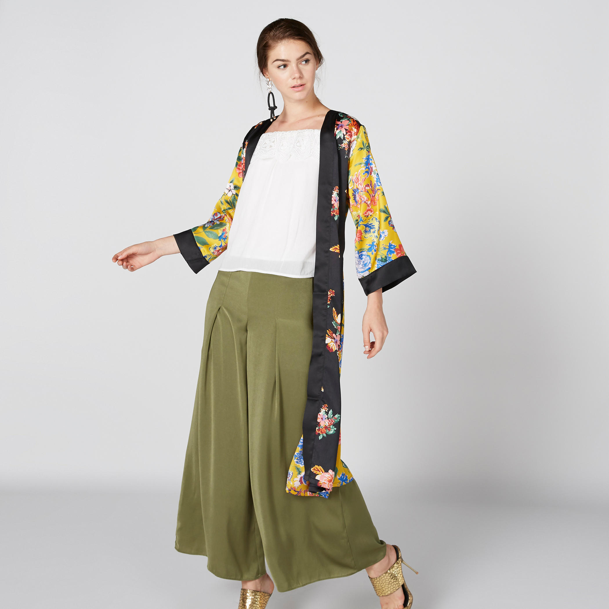 بنطال بالازو بخصر مطّاطي وجيوب-women-clothing-bottoms-trousers-image-1