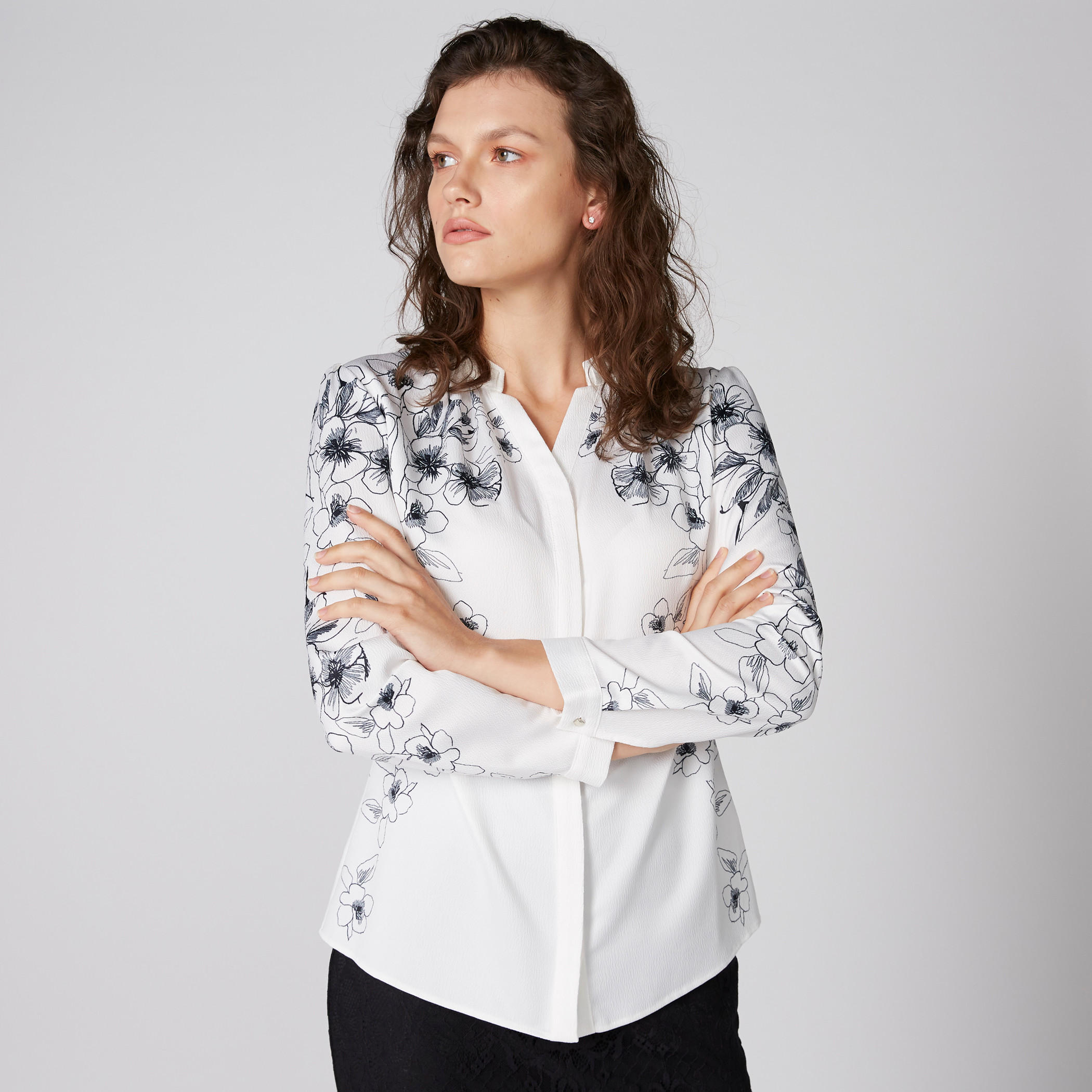 قميص بطبعات وأكمام طويلة وأزرار مخفيّة-women-clothing-shirtsandblouses-shirts-image-1