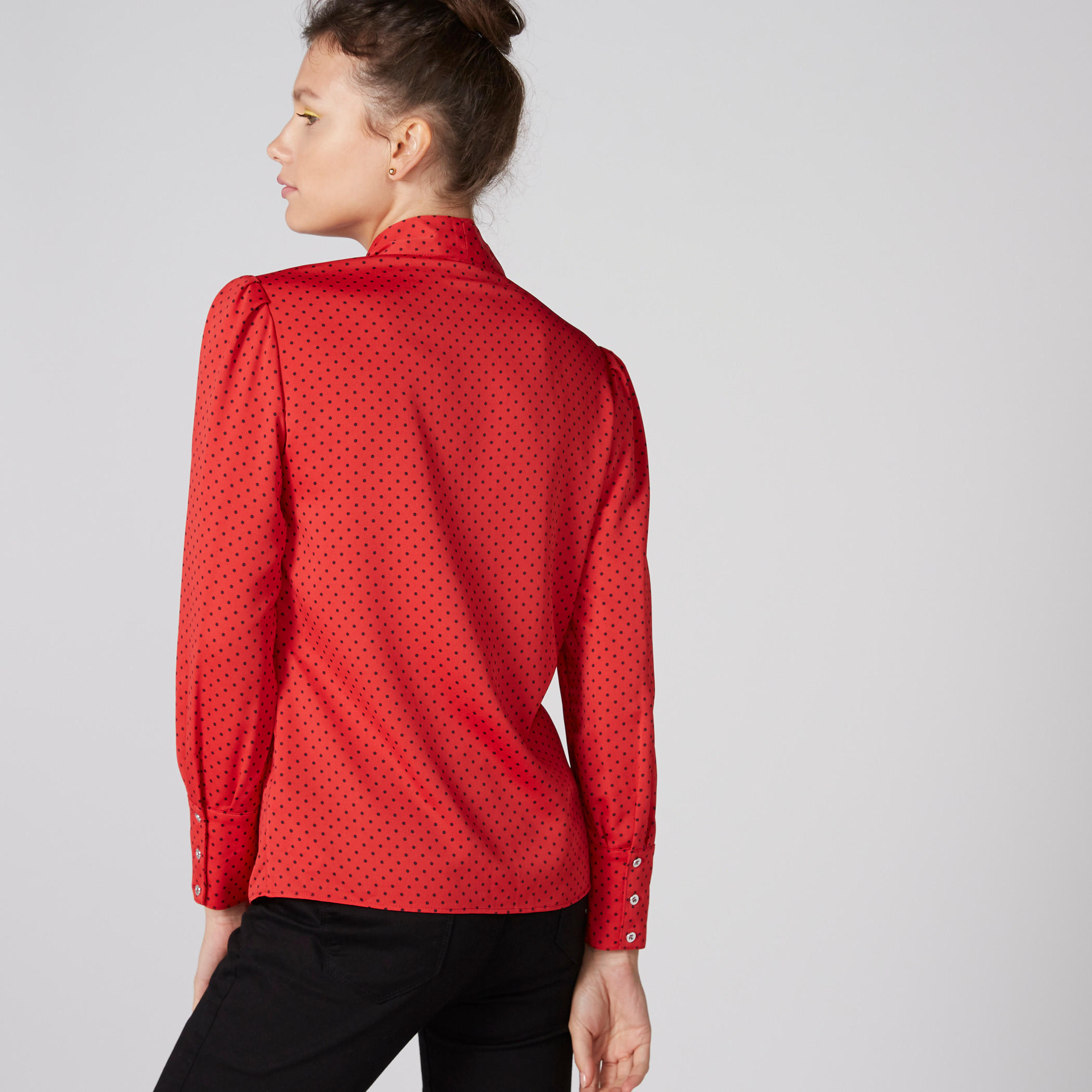 بلوزة بأكمام طويلة وفيونكة وطبعات منقطة-women-clothing-shirtsandblouses-blouses-image-2