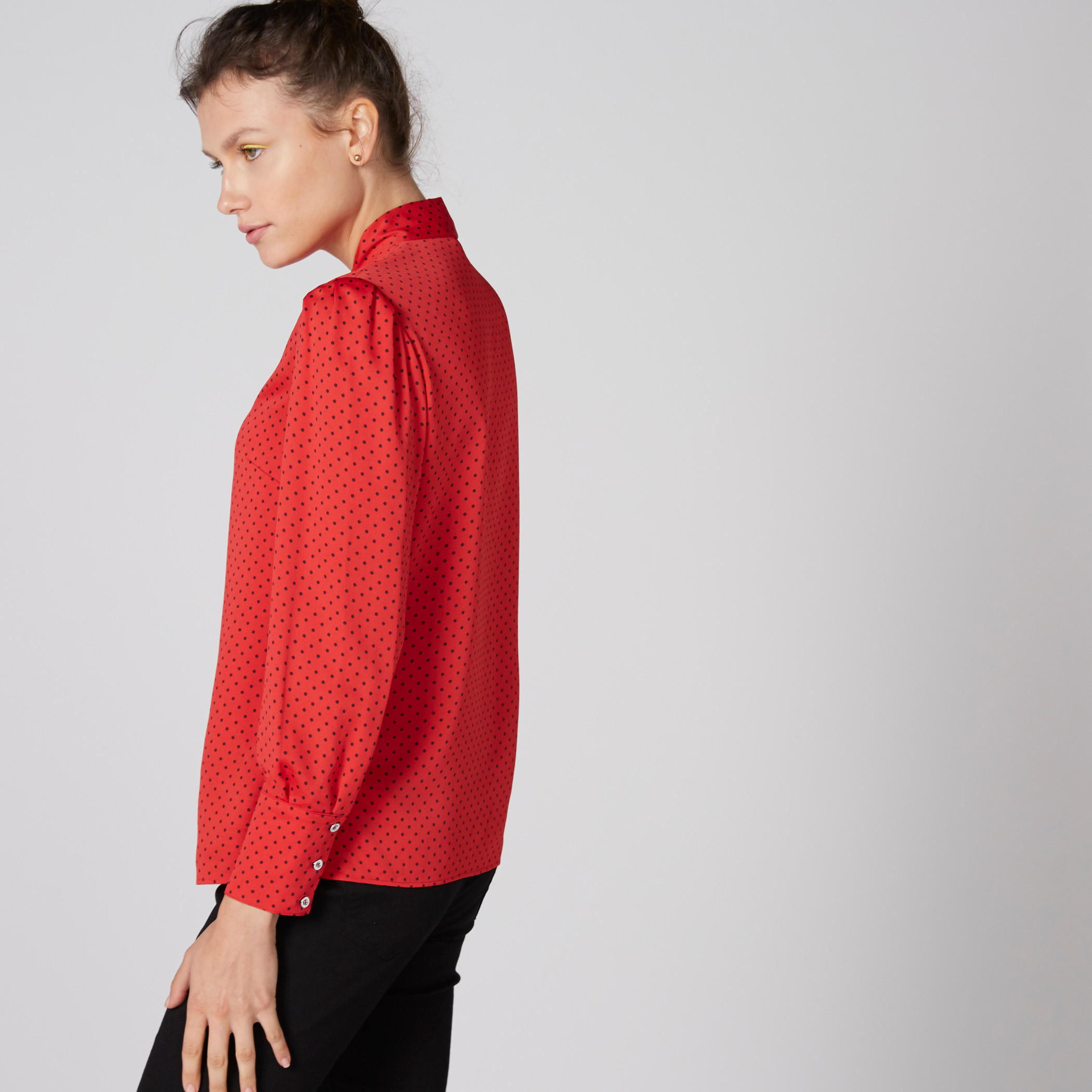 بلوزة بأكمام طويلة وفيونكة وطبعات منقطة-women-clothing-shirtsandblouses-blouses-image-5