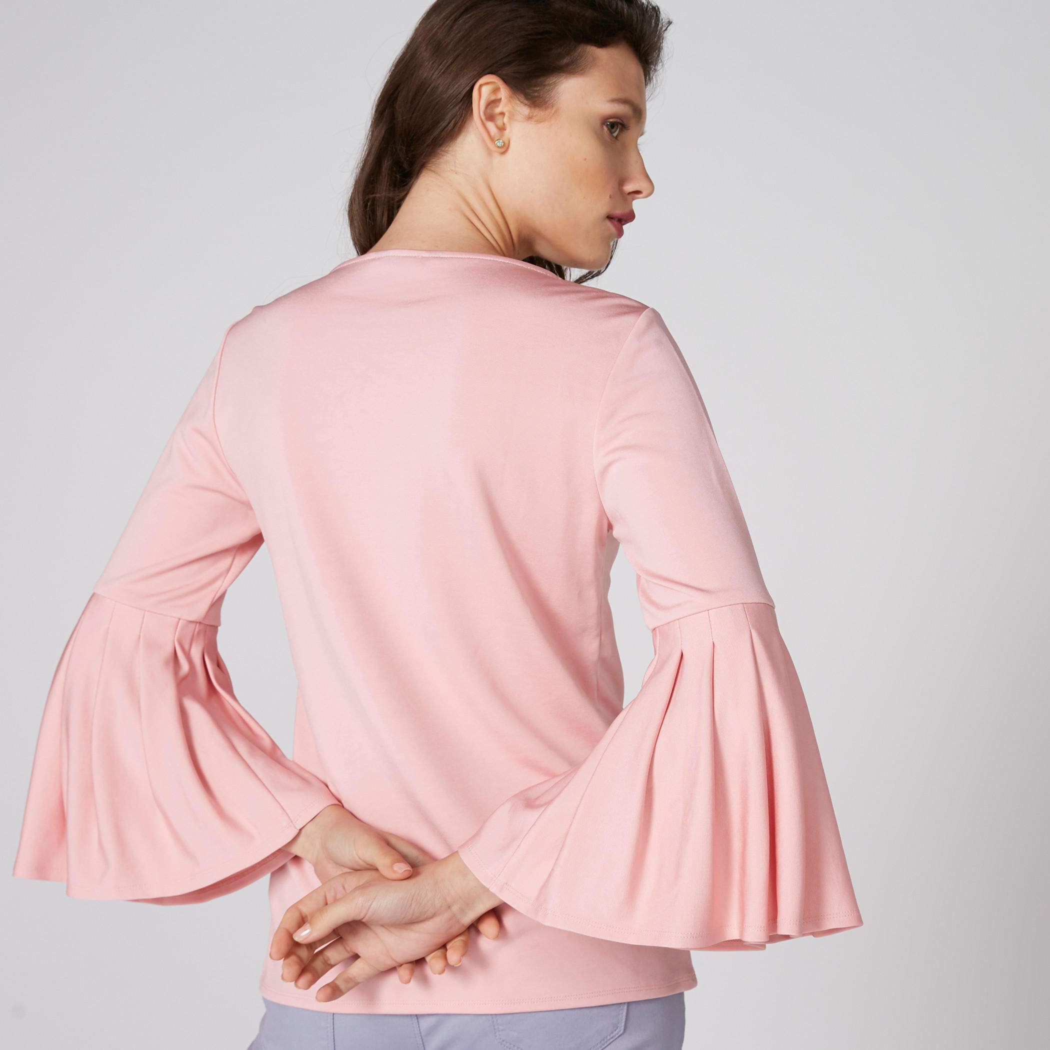 بلوزة بياقة مستديرة وأكمام عريضة-women-clothing-shirtsandblouses-blouses-image-2