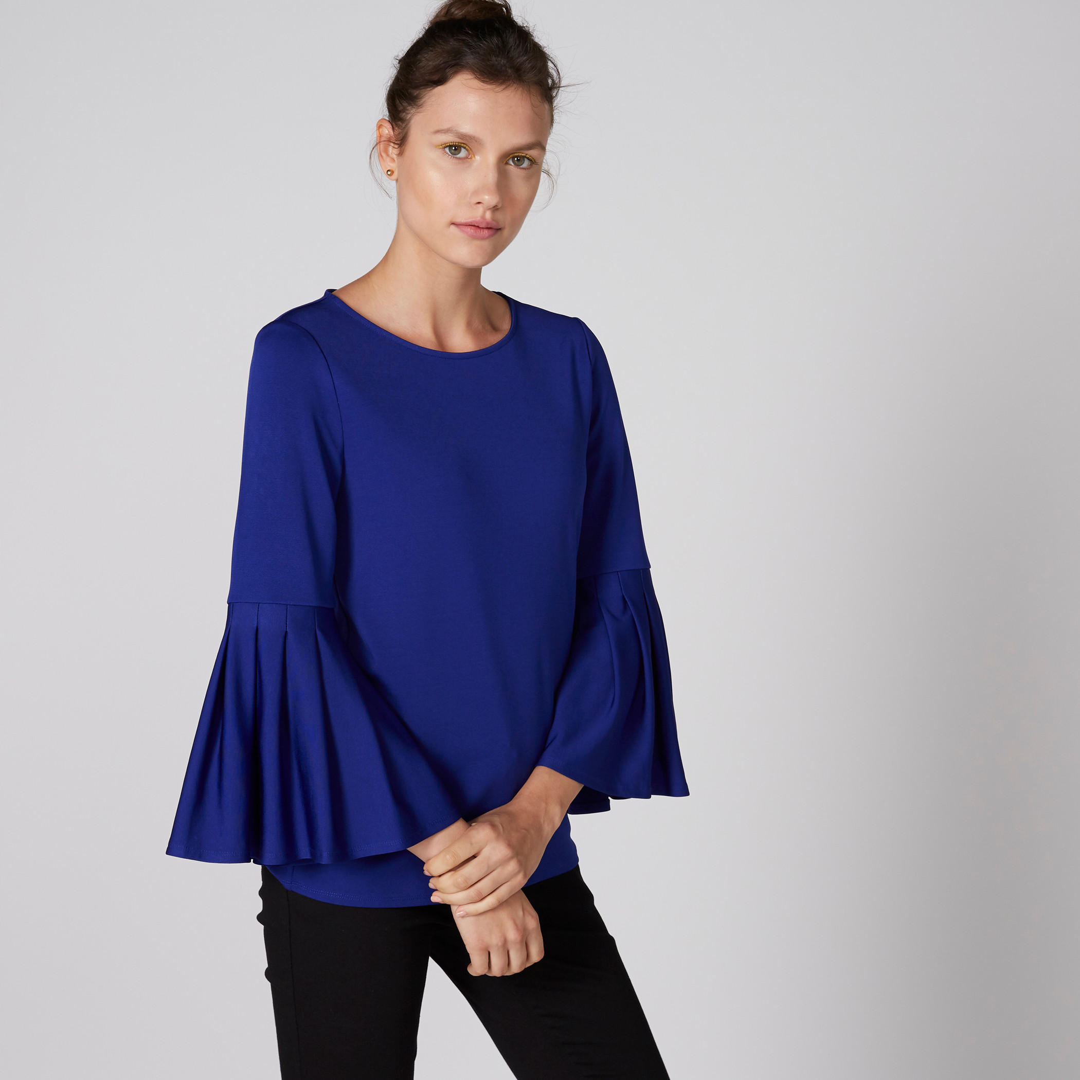 بلوزة بياقة مستديرة وأكمام كشكش-women-clothing-shirtsandblouses-blouses-image-1