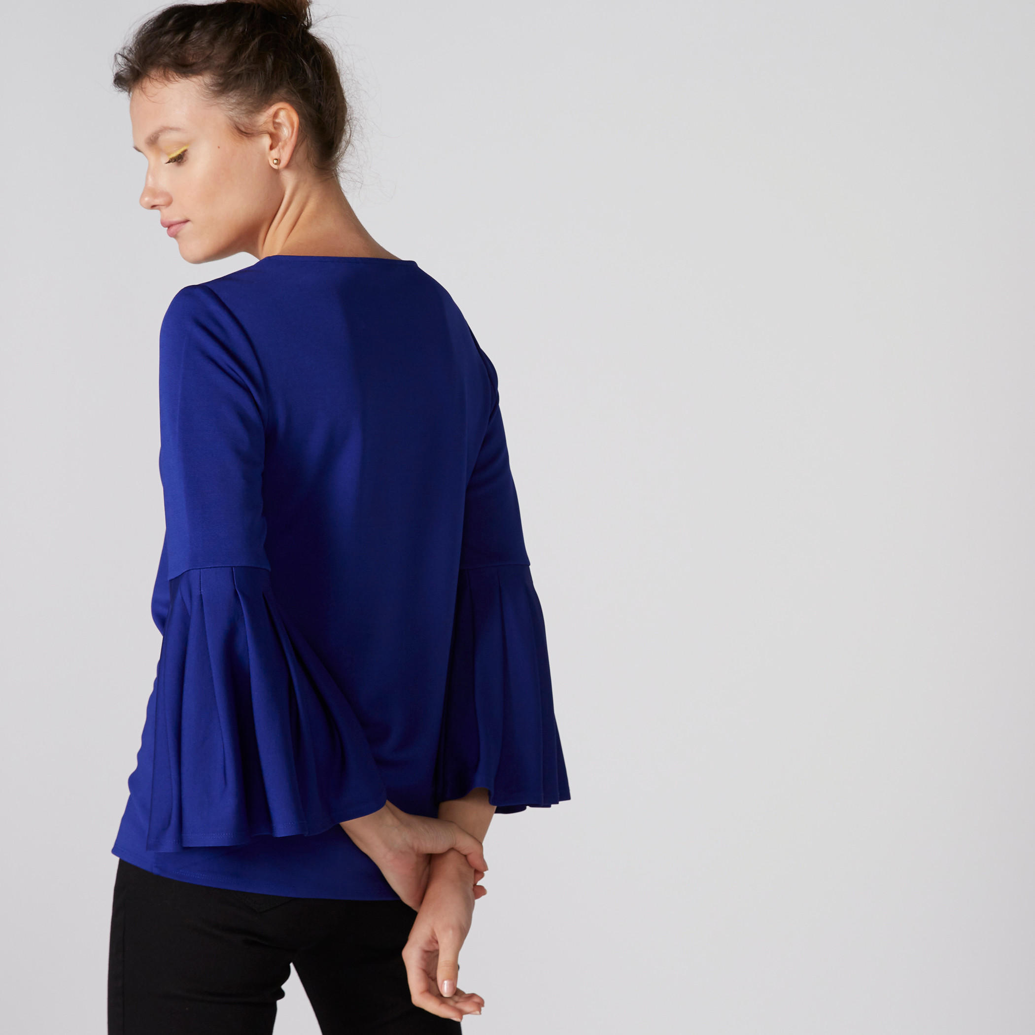 بلوزة بياقة مستديرة وأكمام كشكش-women-clothing-shirtsandblouses-blouses-image-2