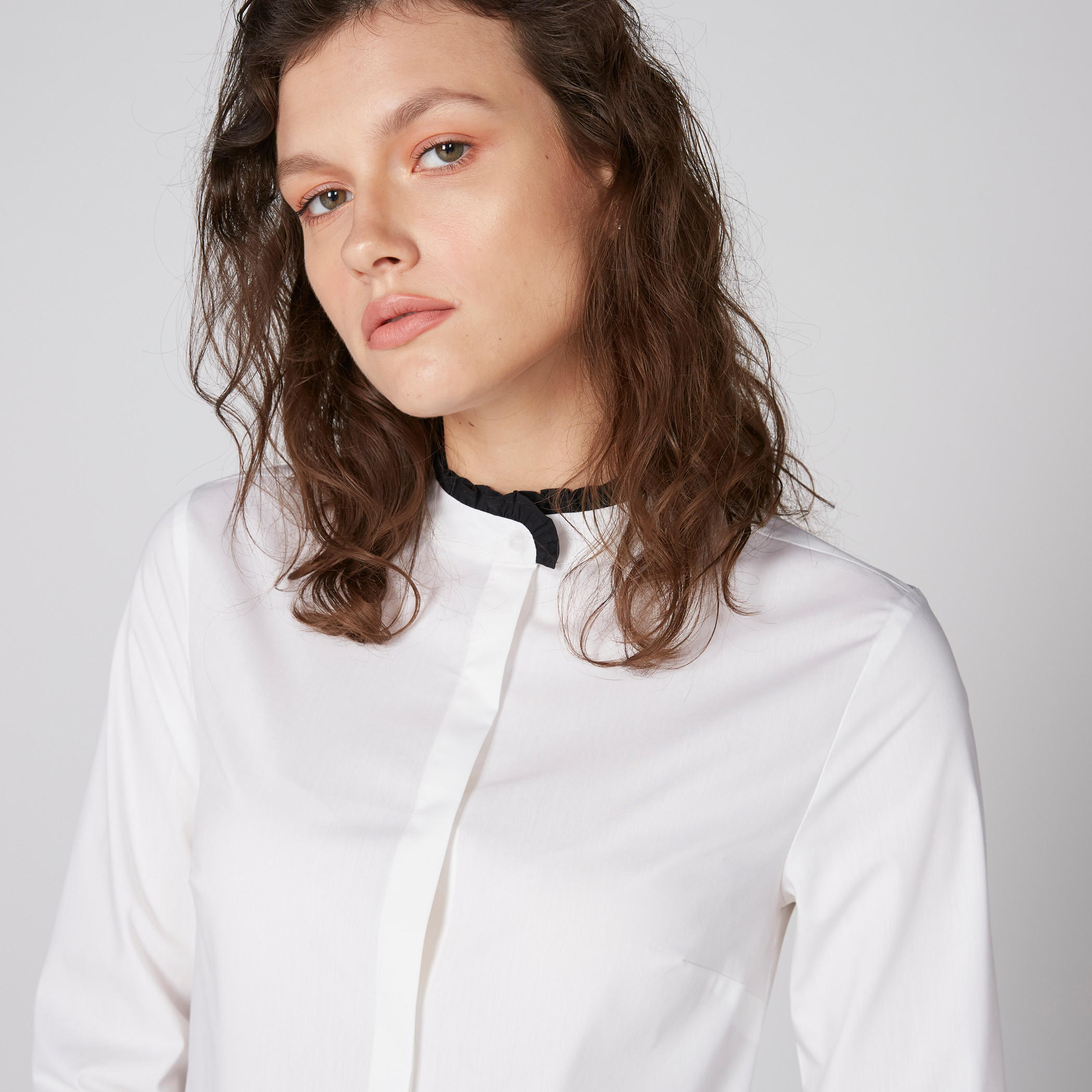 قميص بياقة ماندارين وأكمام طويلة ووصلة أزرار مخفية-women-clothing-shirtsandblouses-shirts-image-1