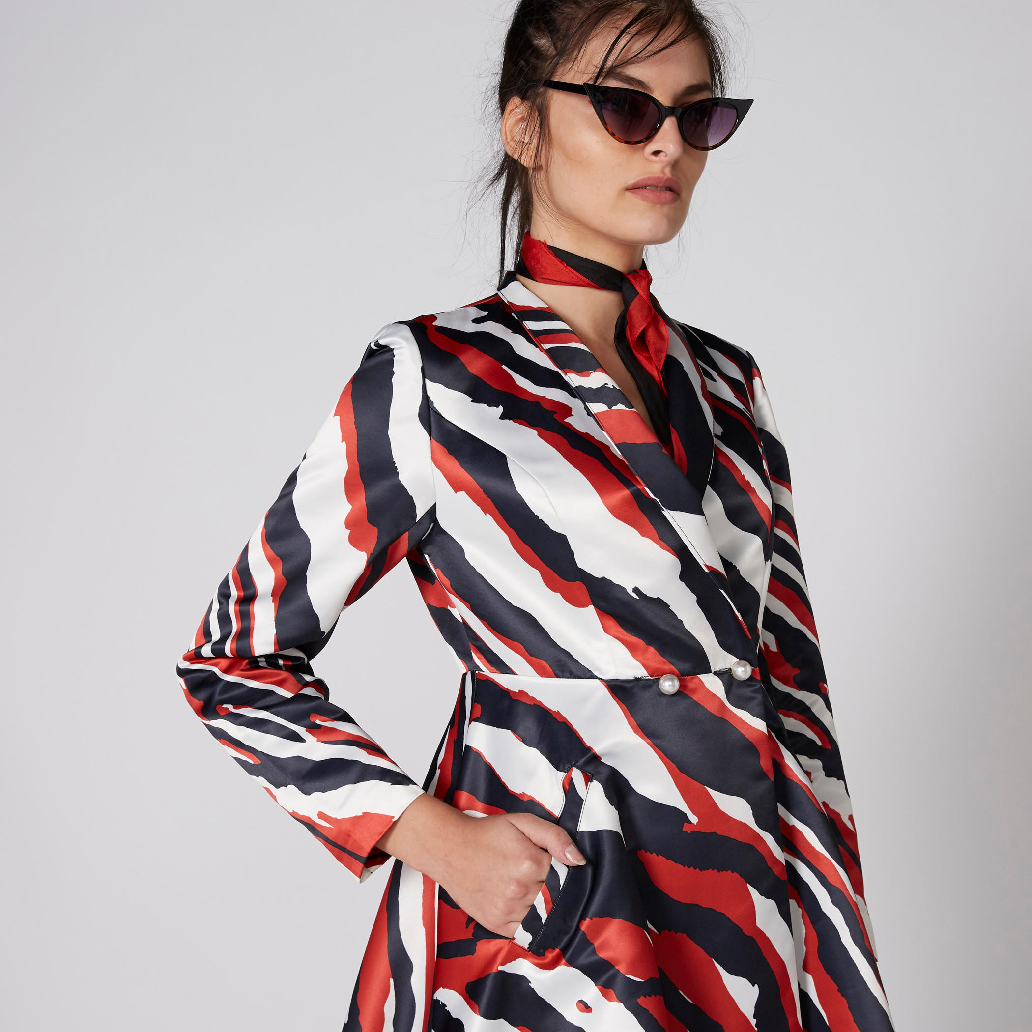 فستان متوسط الطول بأكمام طويلة وجيوب وطبعات-women-clothing-dresses-image-4