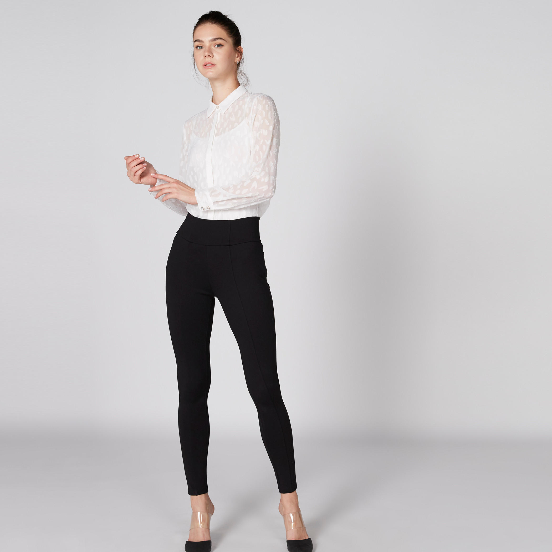 قميص بارز الملمس بأكمام طويلة وأزرار غير مرئية-women-clothing-shirtsandblouses-shirts-image-3