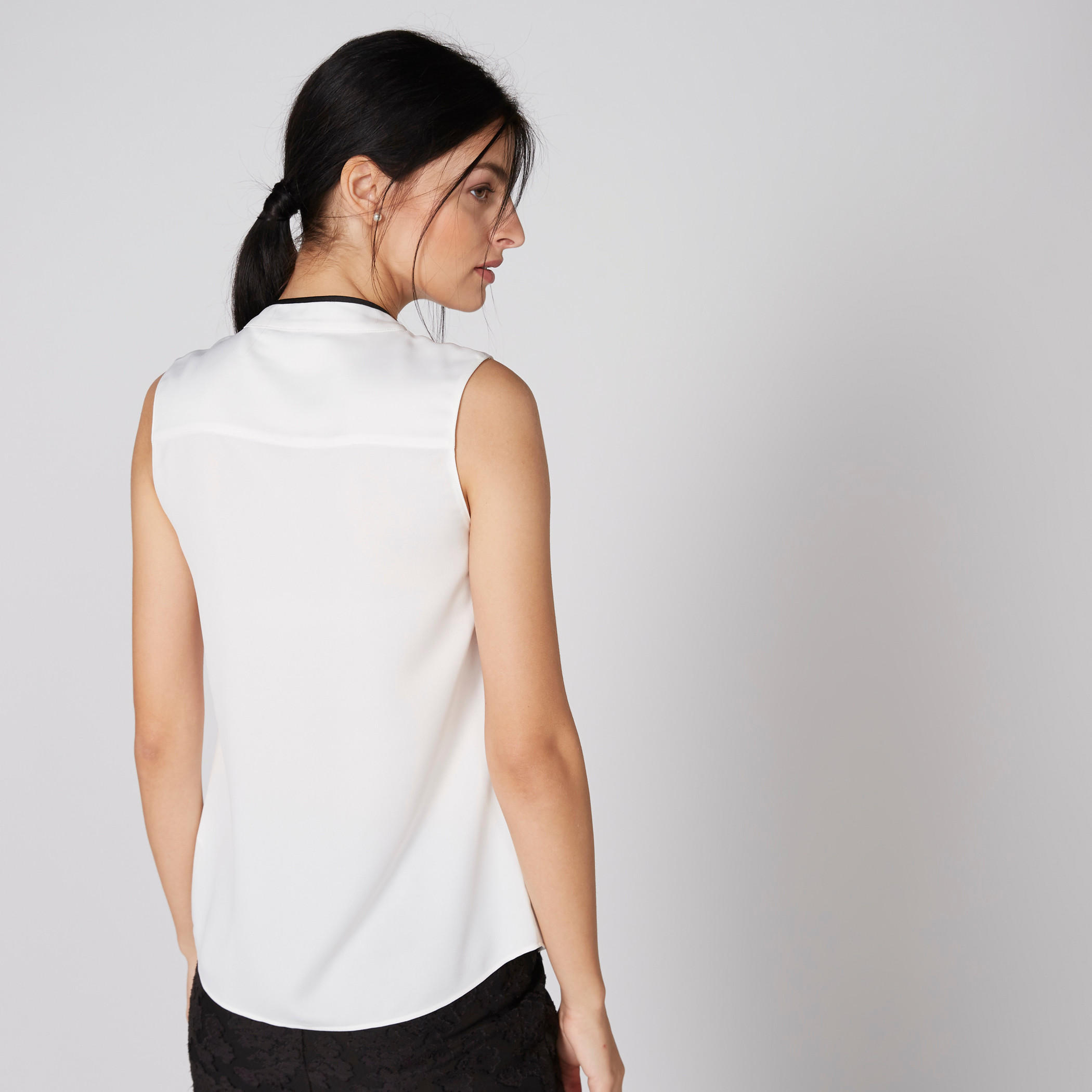 بلوزة دون أكمام بياقة ماندارين وتفاصيل كشكش-women-clothing-shirtsandblouses-blouses-image-2