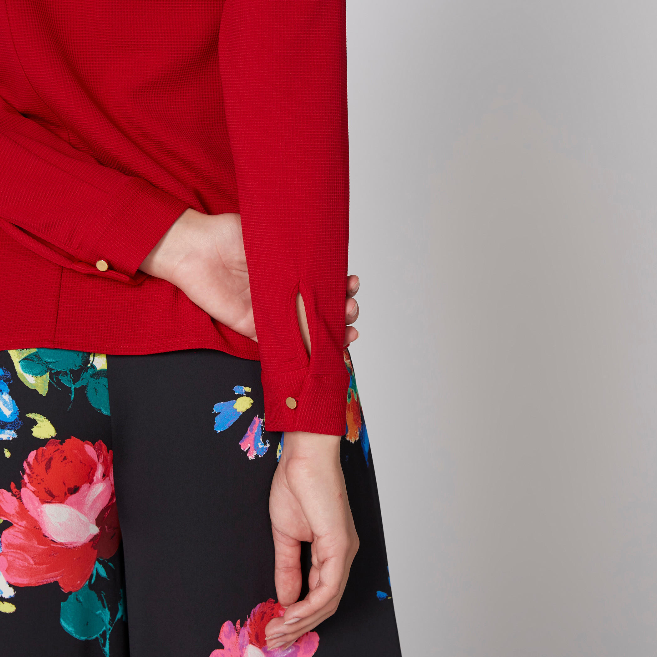 بلوزة بياقة مستديرة وأكمام طويلة وسحّاب إغلاق-women-clothing-shirtsandblouses-blouses-image-4