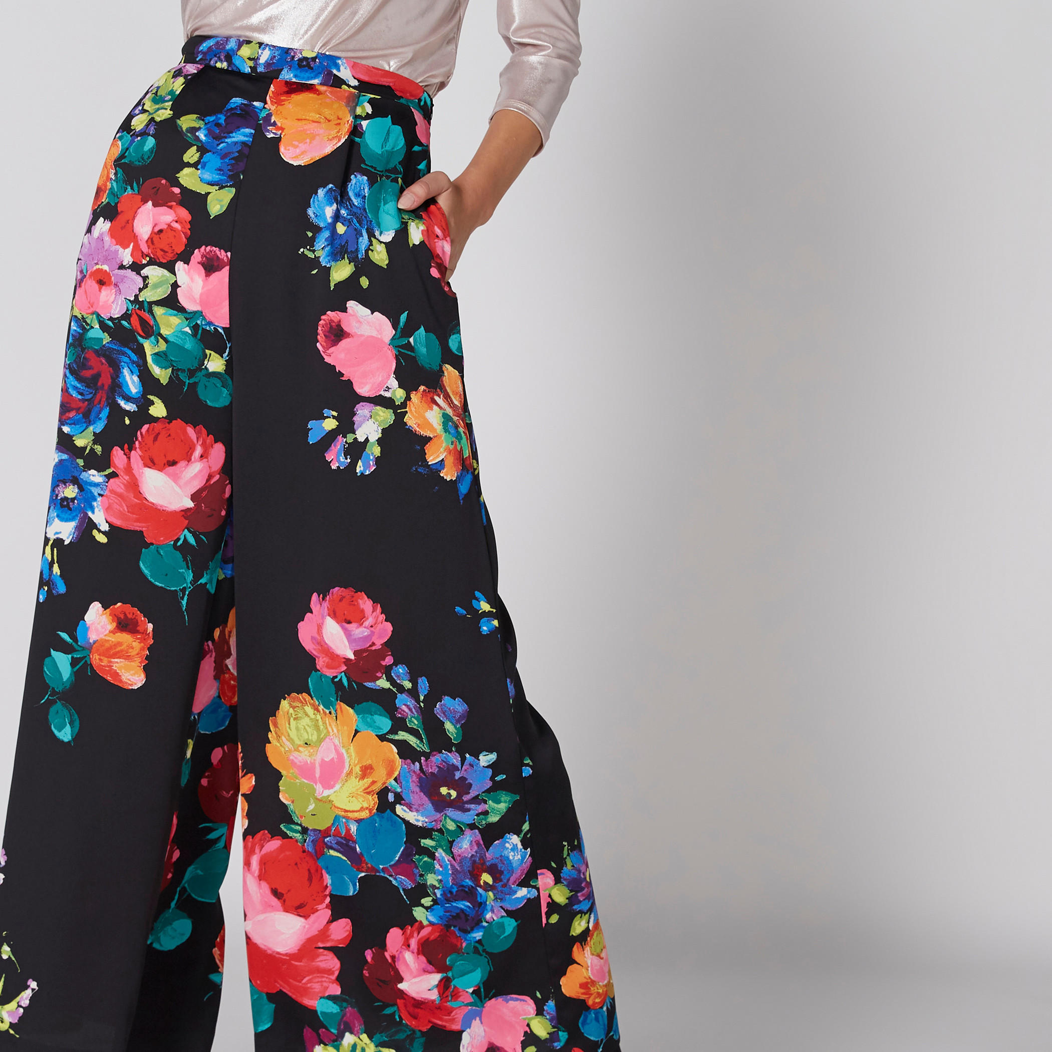 بنطال بالازو بخصر مطّاطي وجيوب وطبعات-women-clothing-bottoms-trousers-image-4