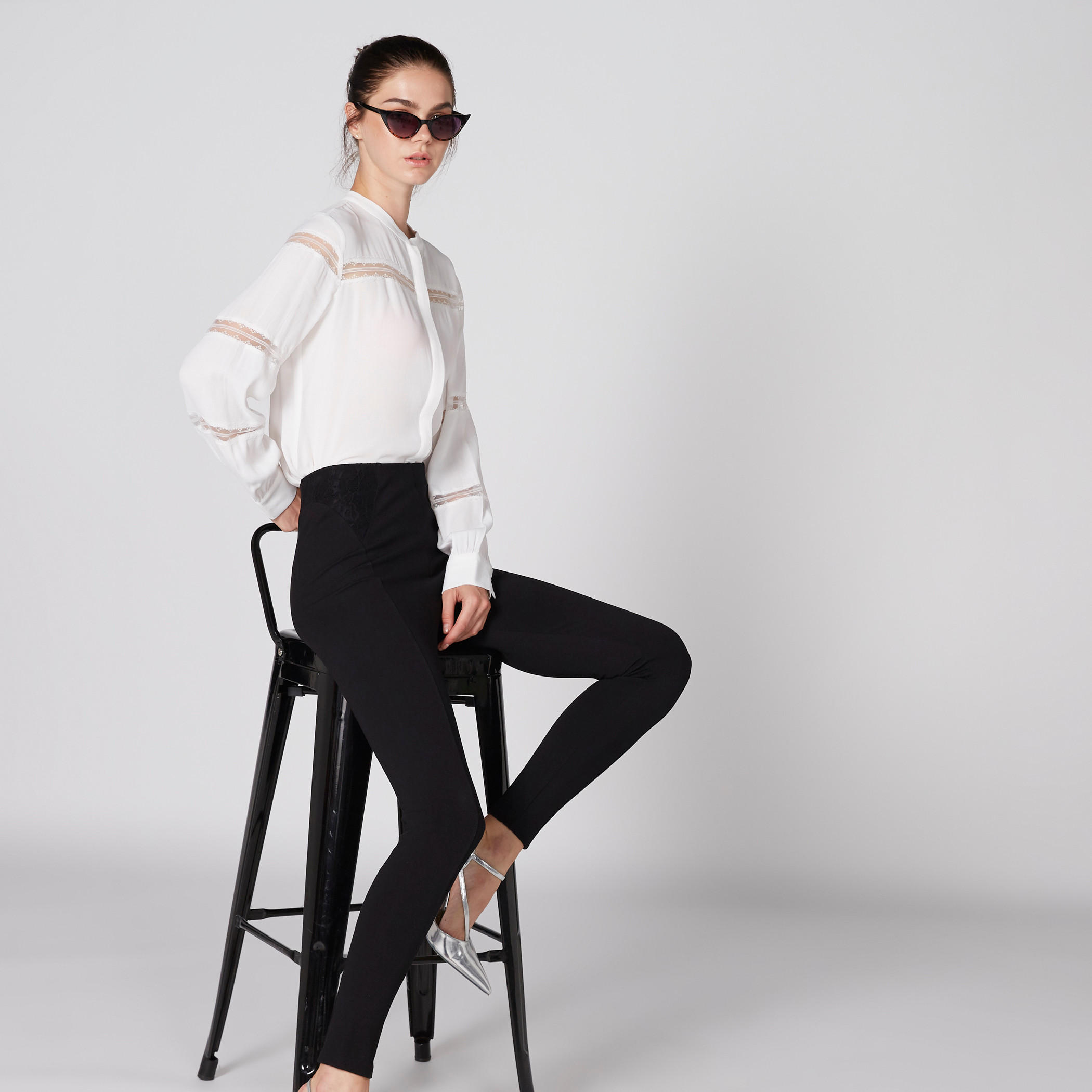قميص بياقة ماندارين وتفاصيل دانتيل وأكمام طويلة-women-clothing-shirtsandblouses-shirts-image-3