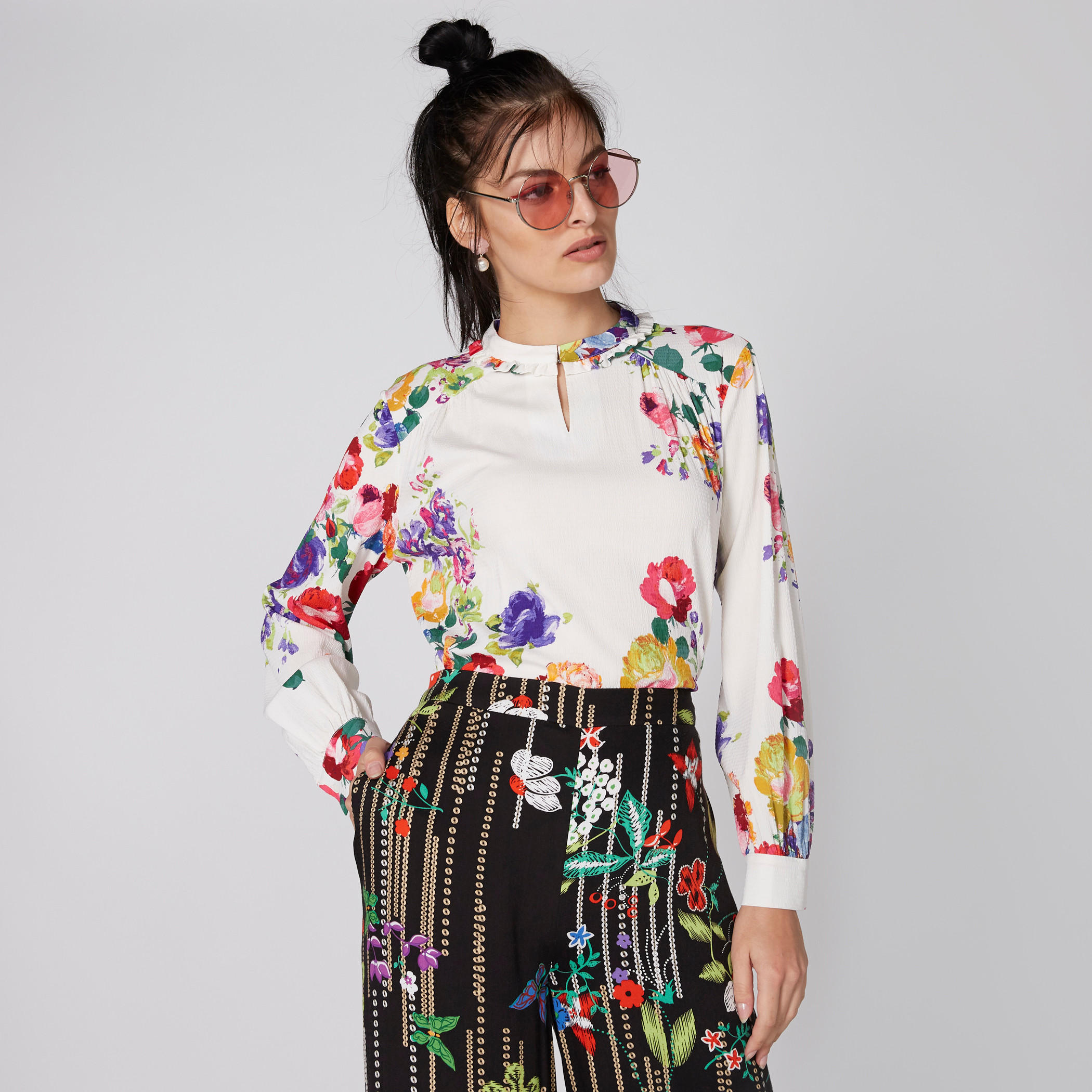 بلوزة بياقة ماندارين وأكمام طويلة وطبعات أزهار-women-clothing-shirtsandblouses-blouses-image-5