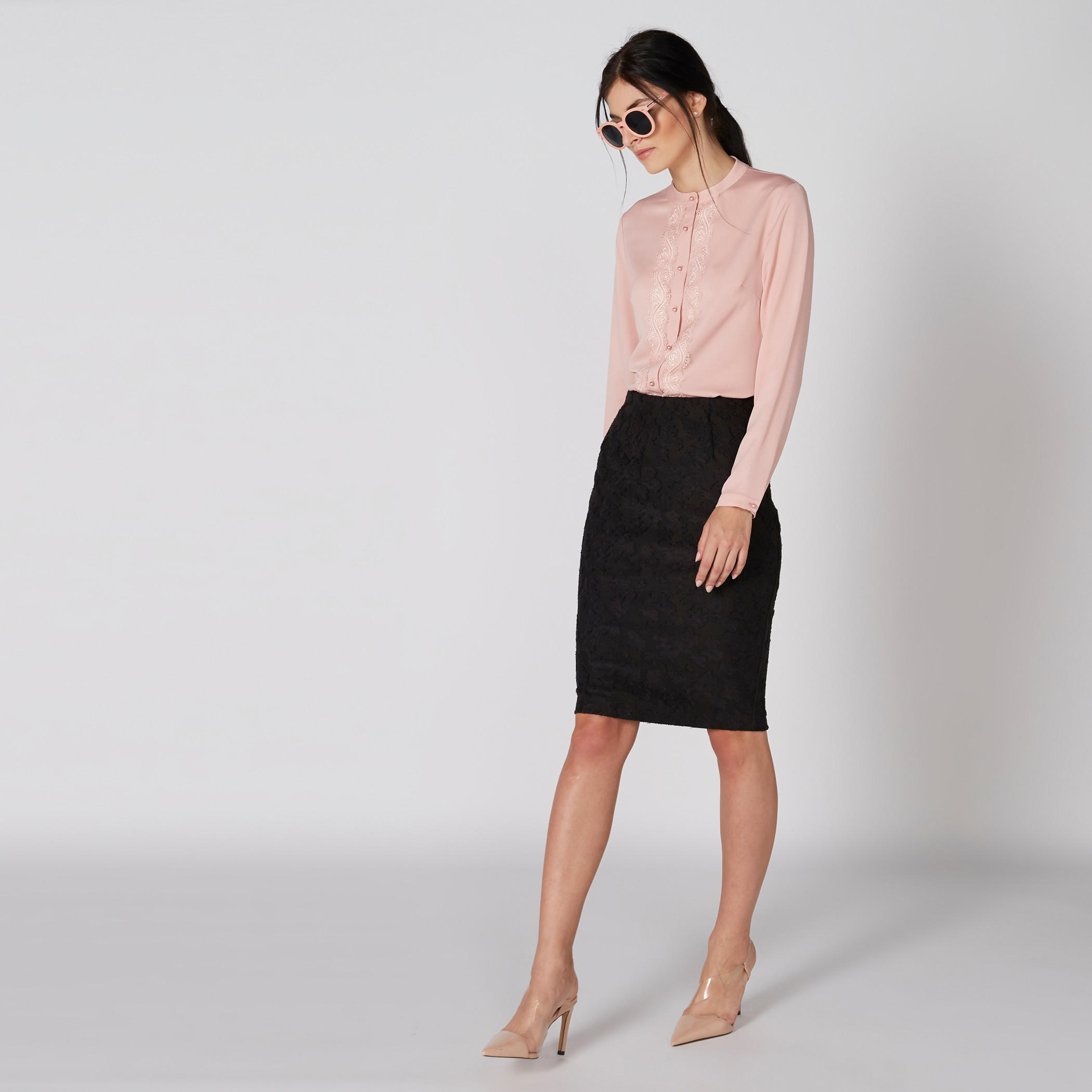 قميص بياقة ماندارين وأكمام طويلة وتفاصيل دانتيل-women-clothing-shirtsandblouses-blouses-image-1