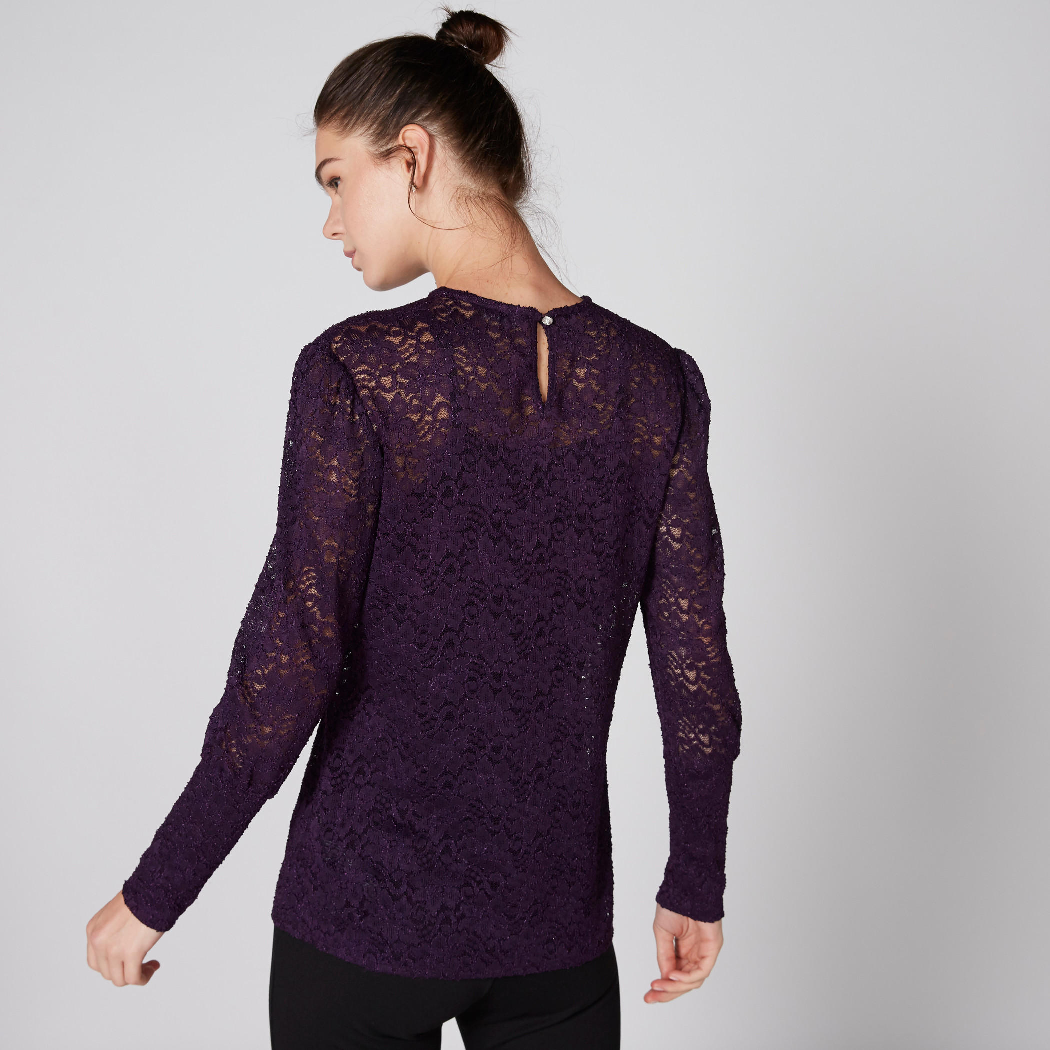 بلوزة دانتيل بياقة مستديرة وأكمام طويلة ومشبك إغلاق-women-clothing-shirtsandblouses-blouses-image-2