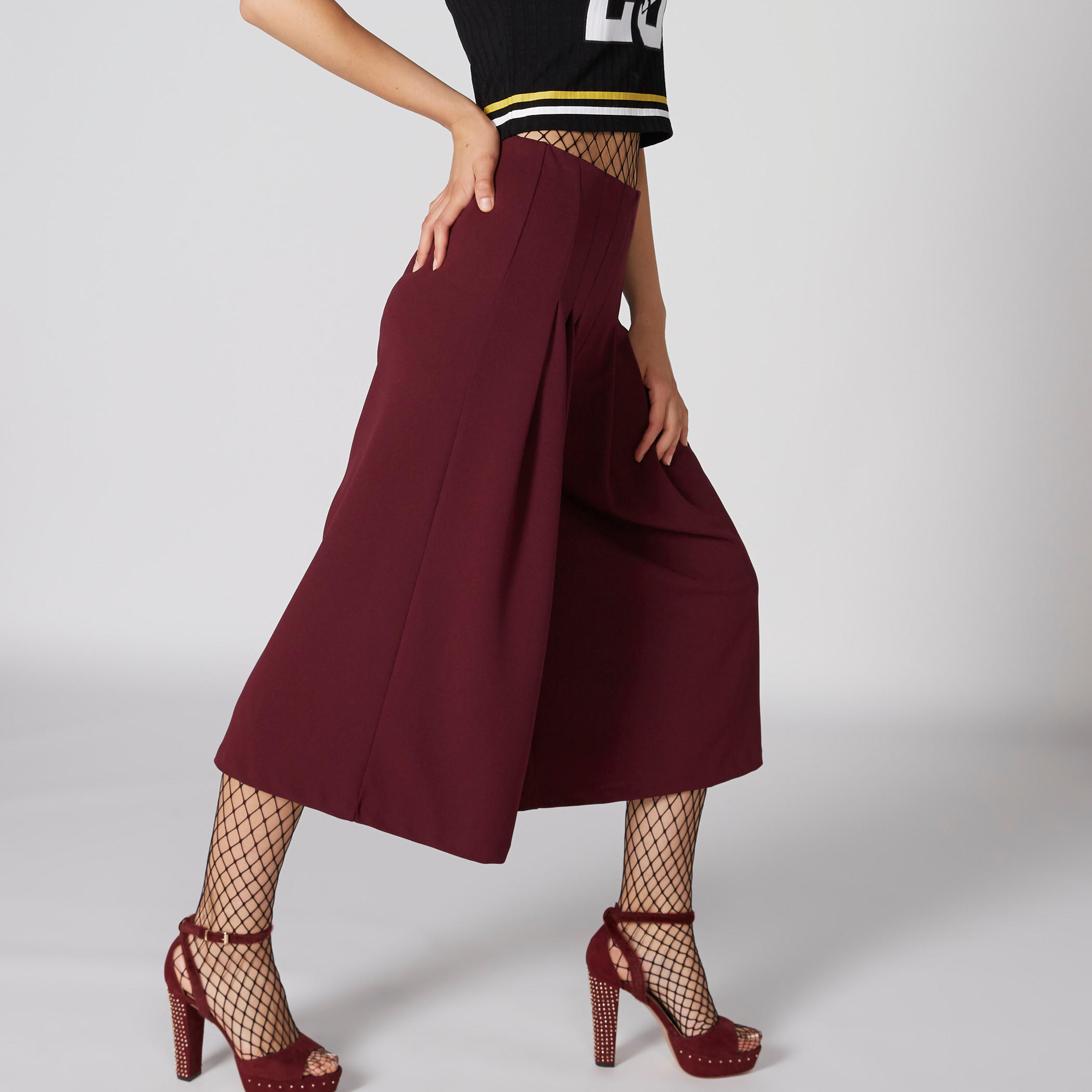 بنطال واسع الساقين بخصر مطّاطي وكشكش-women-clothing-bottoms-trousers-image-4