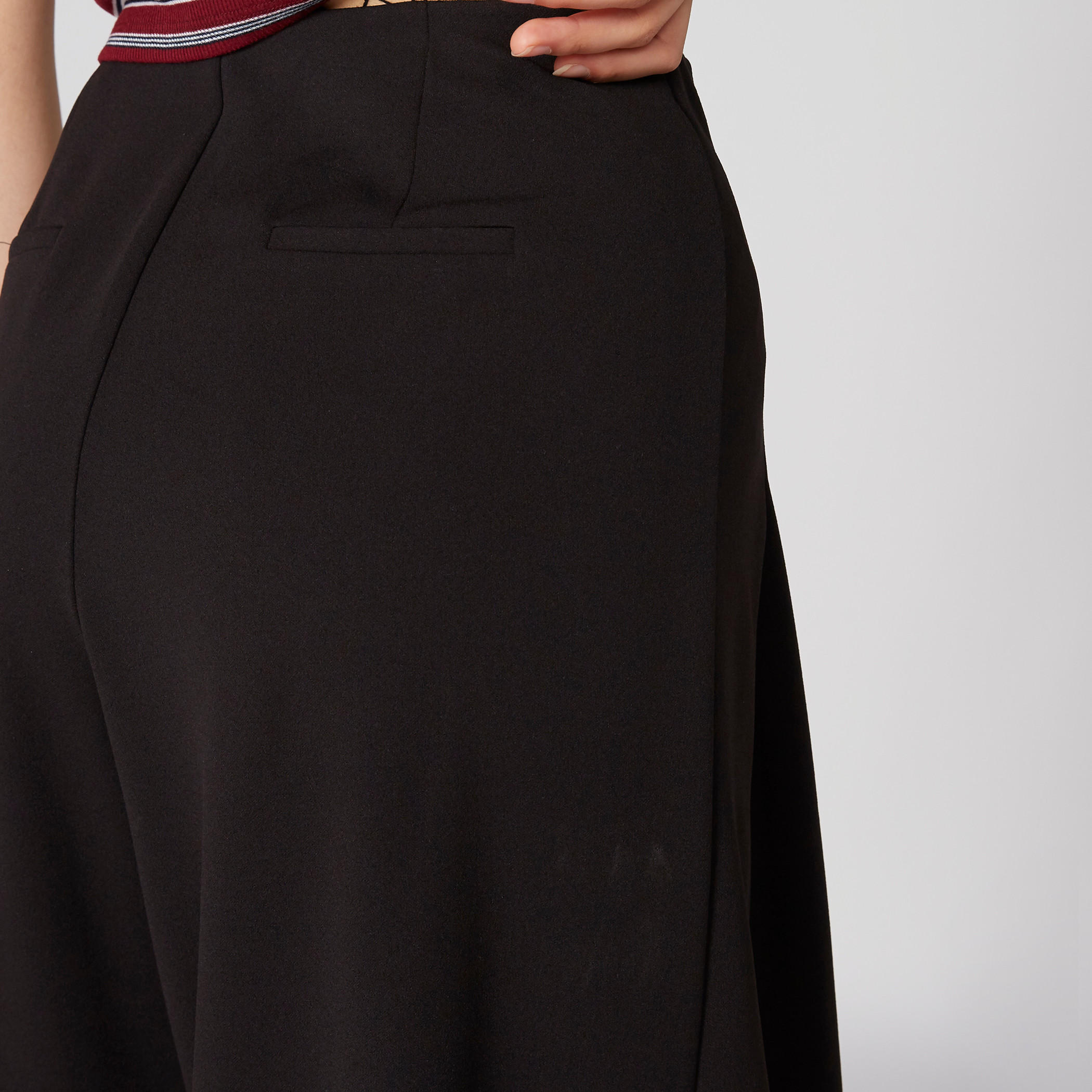 بنطال واسع الساقين بجيوب وطيّات-women-clothing-bottoms-trousers-image-4