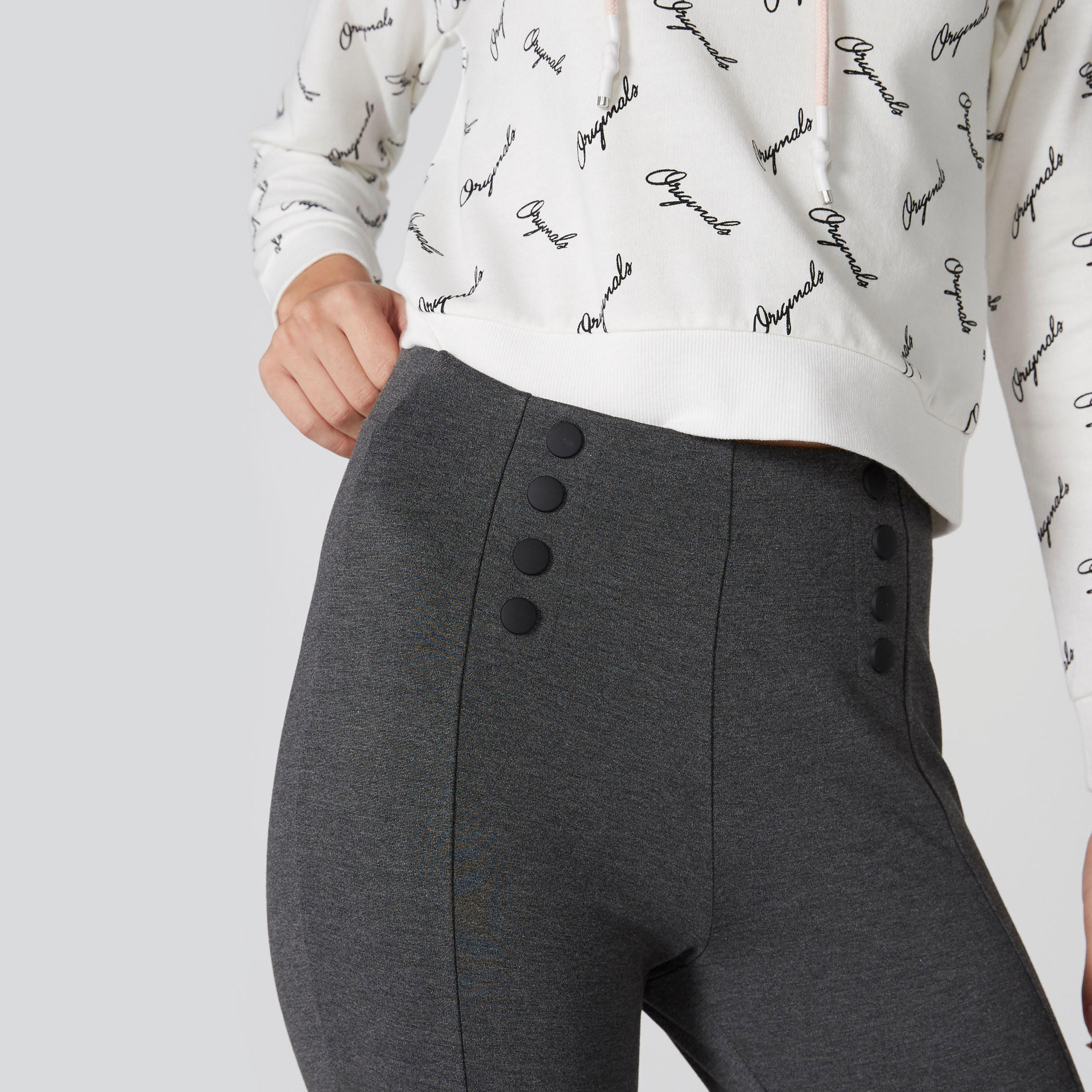 بنطال بونتي طويل بخصر مطّاطي وأزرار-women-clothing-bottoms-trousers-image-4