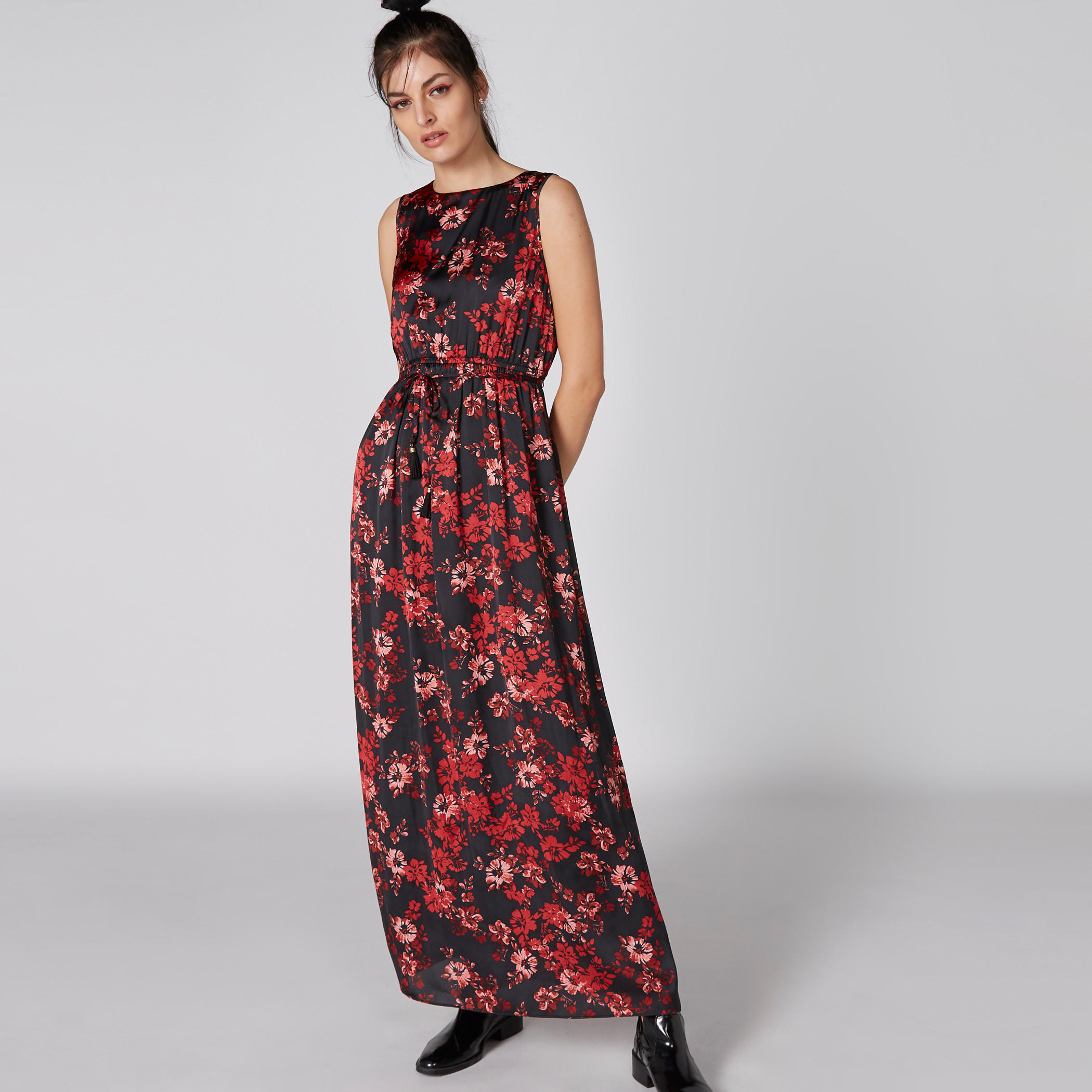 فستان طويل دون أكمام بياقة قارب ورباط وطبعات أزهار-women-clothing-dresses-image-1