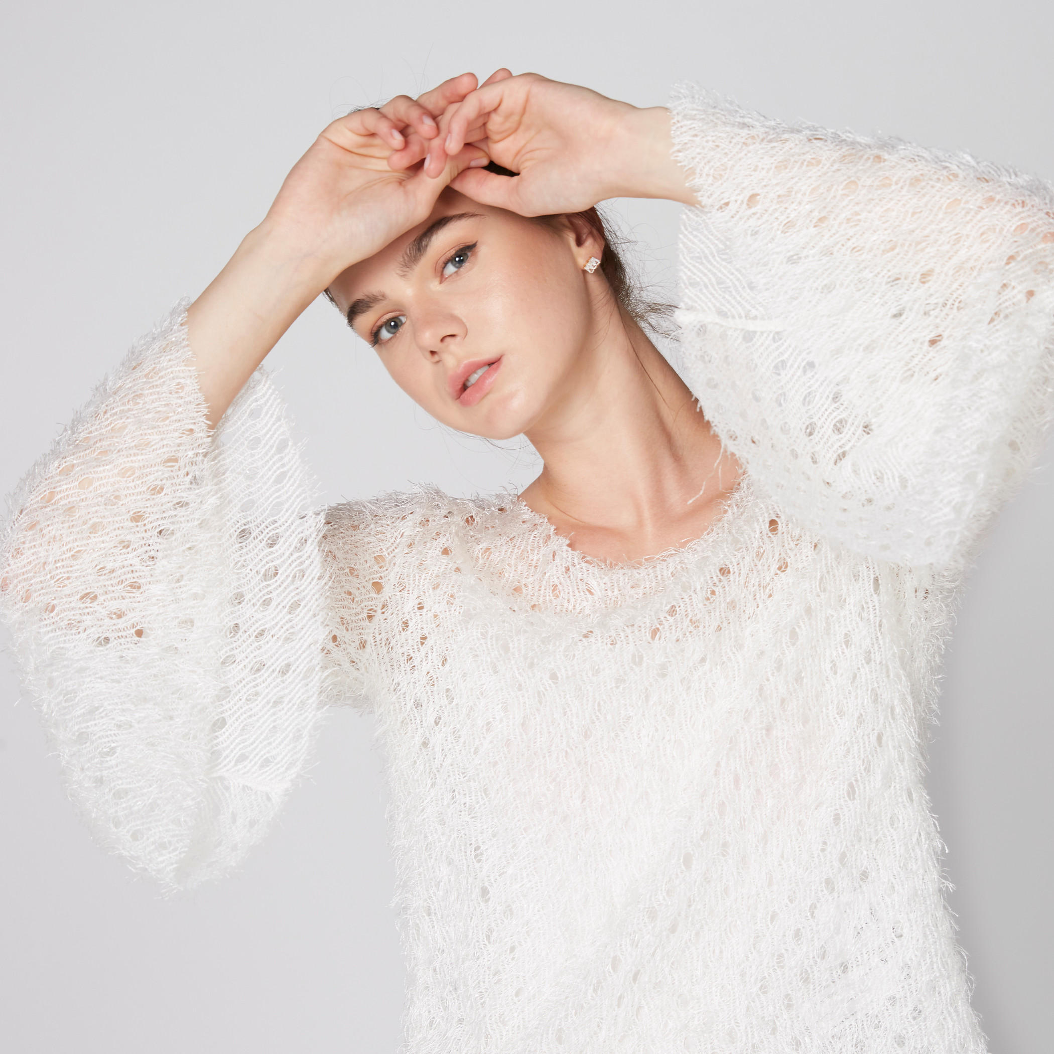 كنزة بارزة الملمس بياقة مستديرة وأكمام طويلة واسعة-women-clothing-cardigansandjumpers-jumpers-image-4