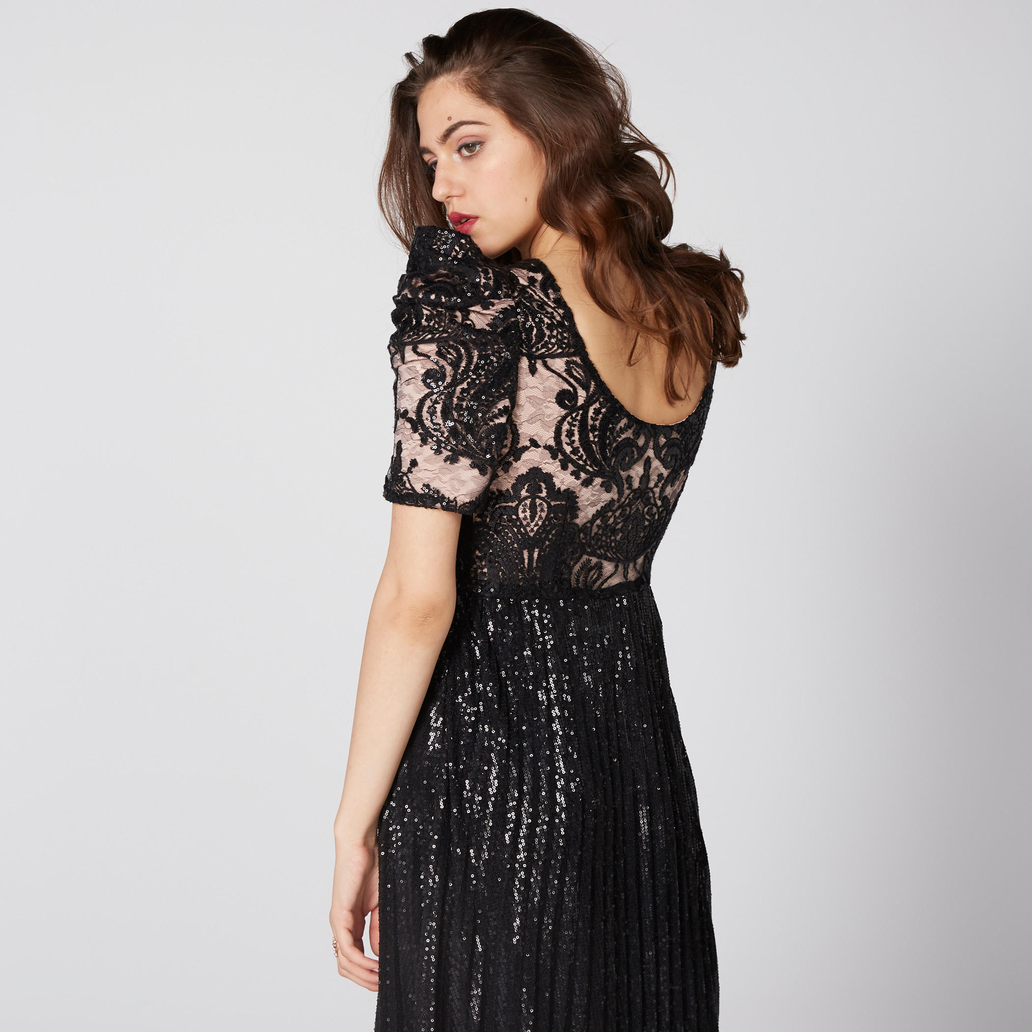 فستان طويل مزين بأكمام قصيرة-women-clothing-dresses-image-3