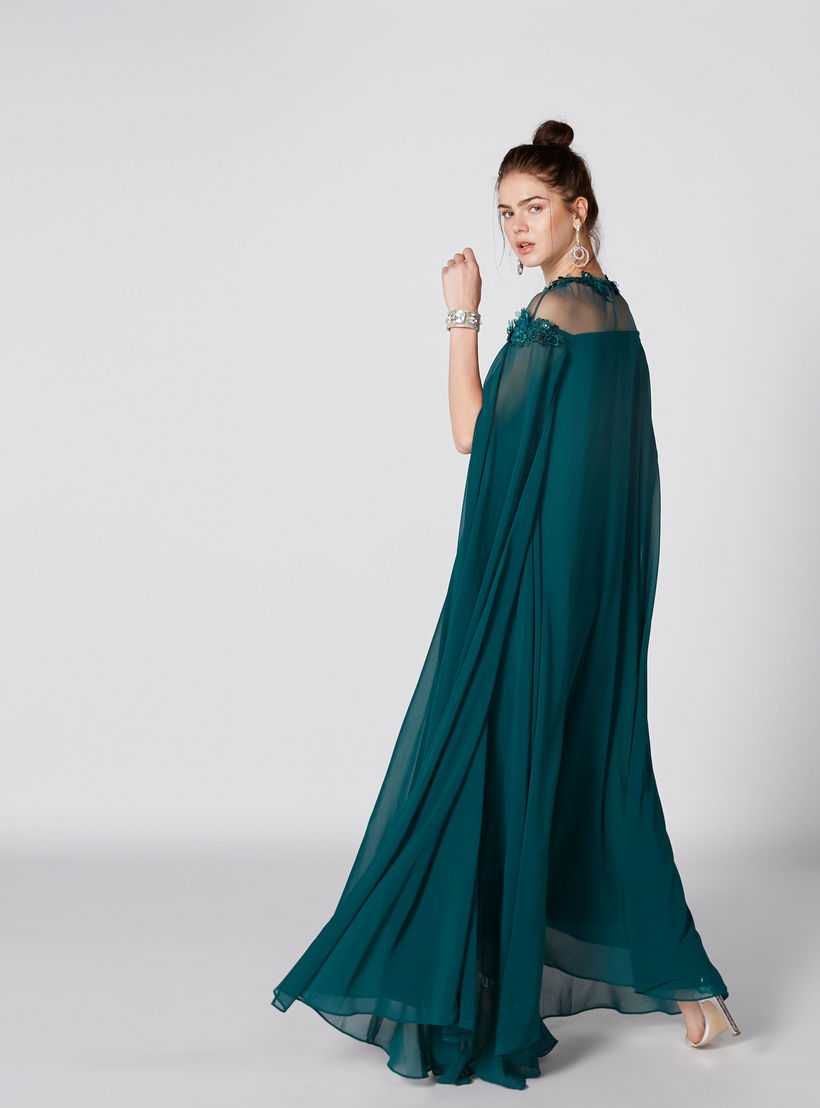 فستان طويل بأكمام واسعة وتفاصيل دانتيل-women-clothing-dresses-image-3