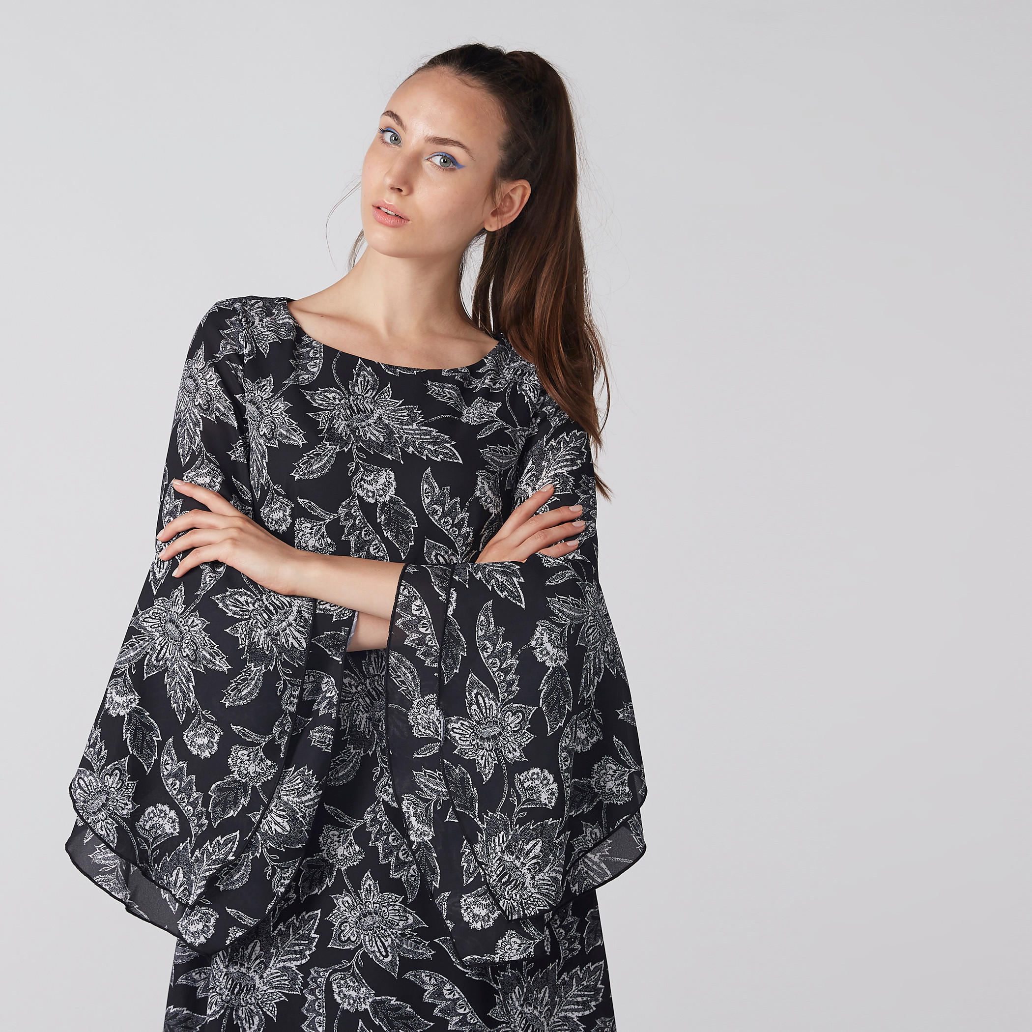 Floral Printed Maxi Dress with Flared Sleeves-women-clothing-dresses-image-2