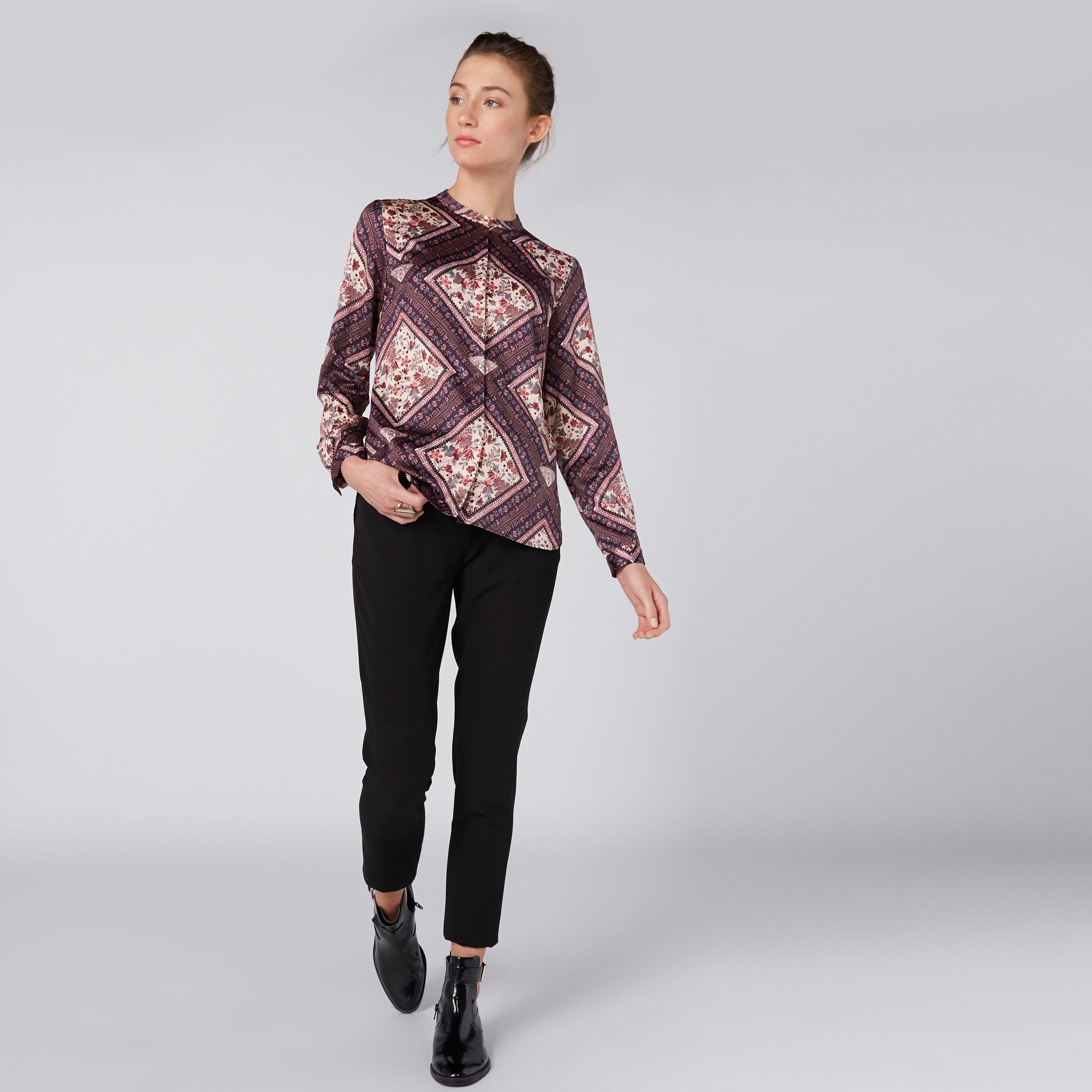 قميص بطبعات وأكمام طويلة وأزرار مخفيّة-women-clothing-shirtsandblouses-shirts-image-4