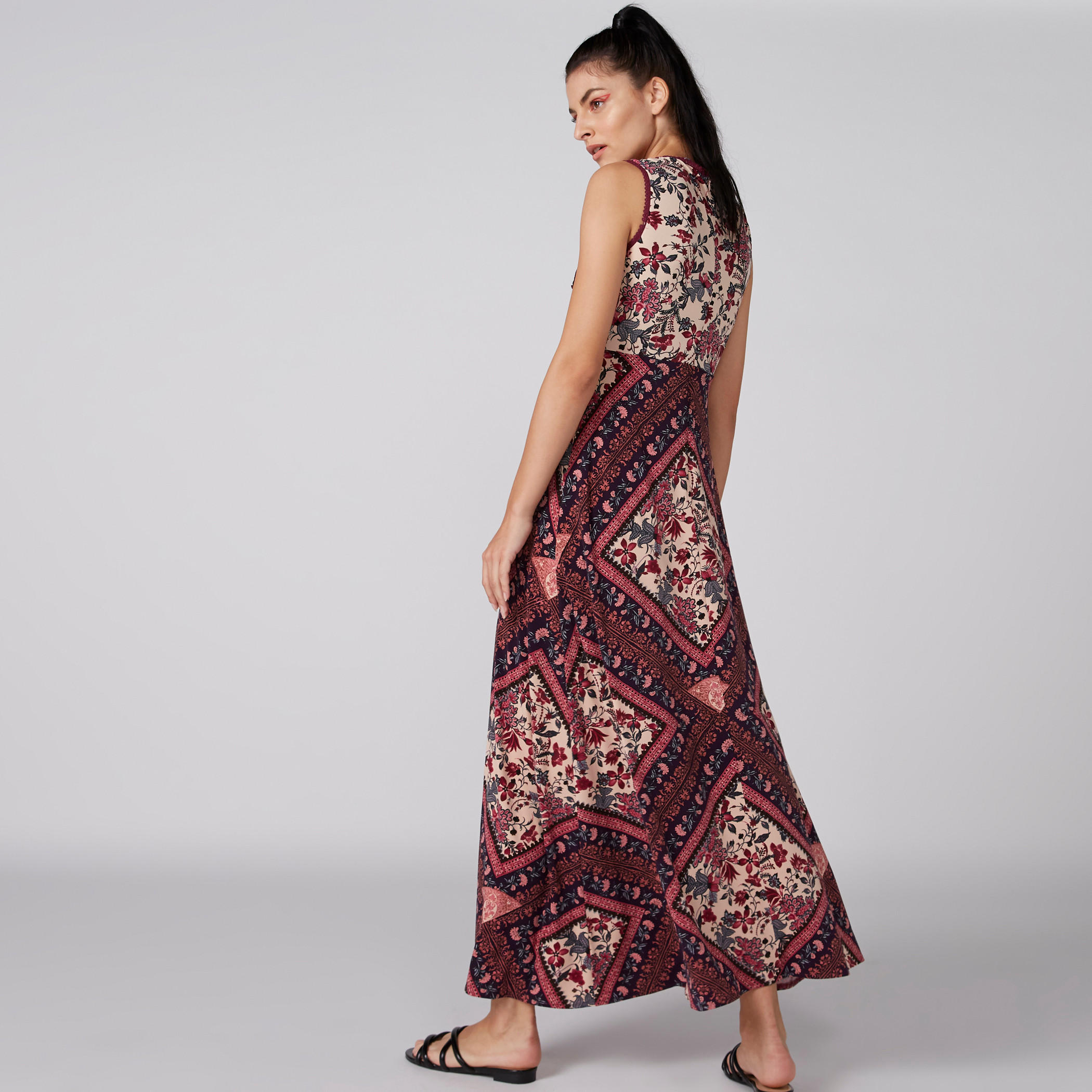 فستان طويل دون أكمام بياقة مستديرة وطبعات-women-clothing-dresses-image-2