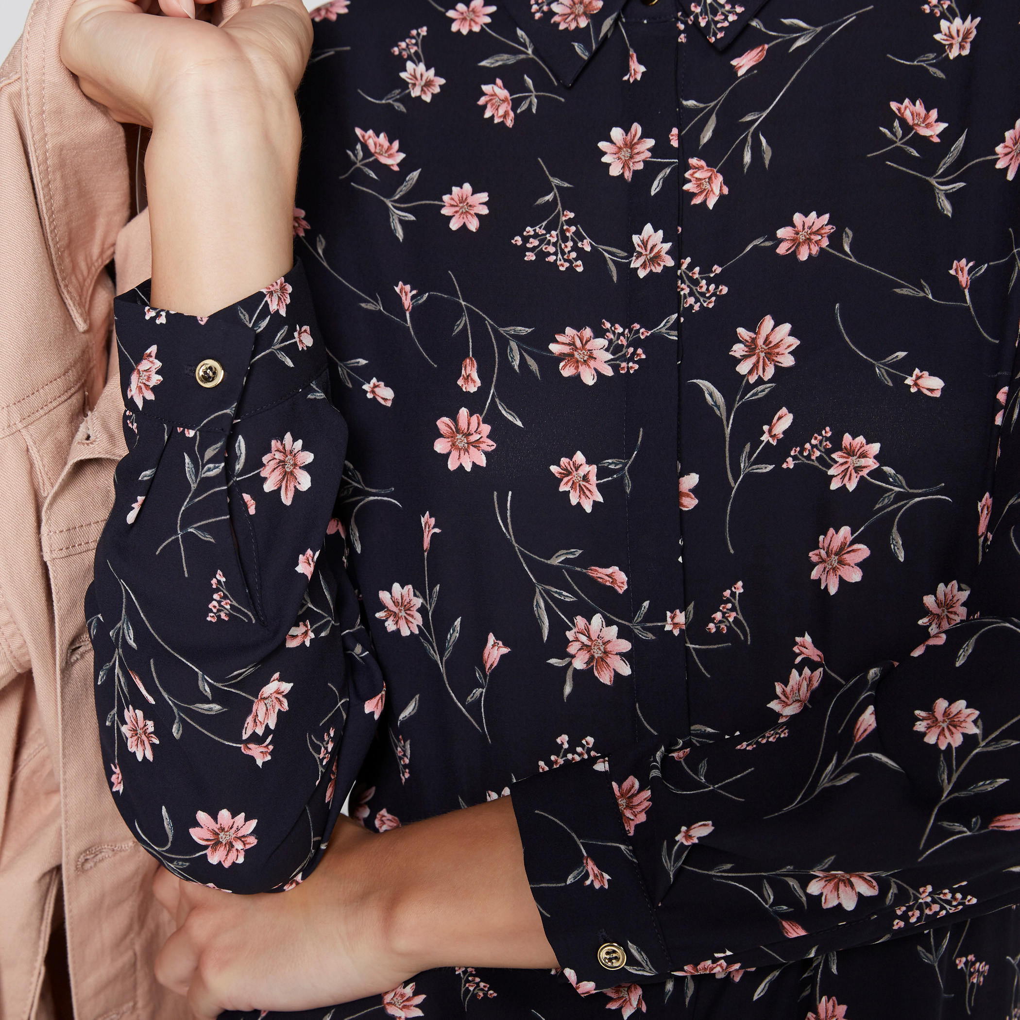 Floral Printed Shirt with Long Sleeves and Concealed Placket-women-clothing-shirtsandblouses-shirts-image-4