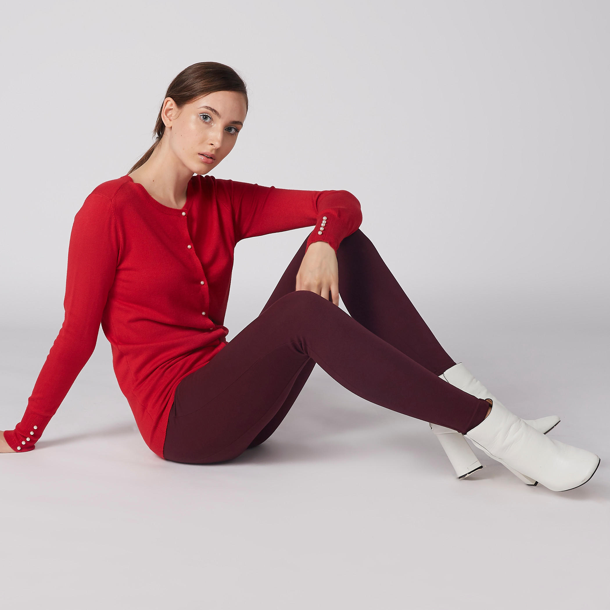 كارديجن بتفاصيل لؤلؤ وزر إغلاق وأكمام طويلة-women-winterwear-cardigansandjumpers-cardigans-image-4