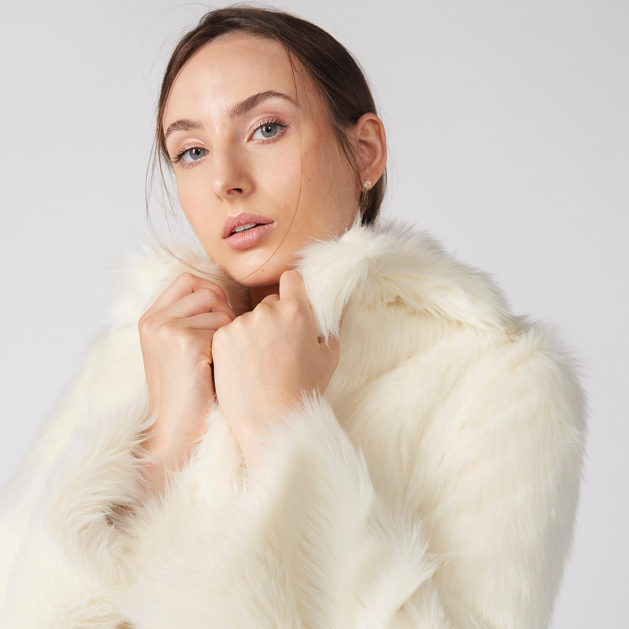 جاكيت مفتوح من الأمام بأكمام طويلة وتفاصيل قطيفة-women-winterwear-coatsandjackets-jackets-image-4