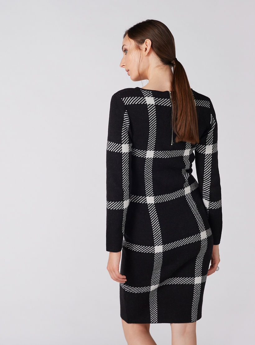 Chequered Midi Bodycon Dress with Zip Closure and Long Sleeves-women-clothing-dresses-image-3