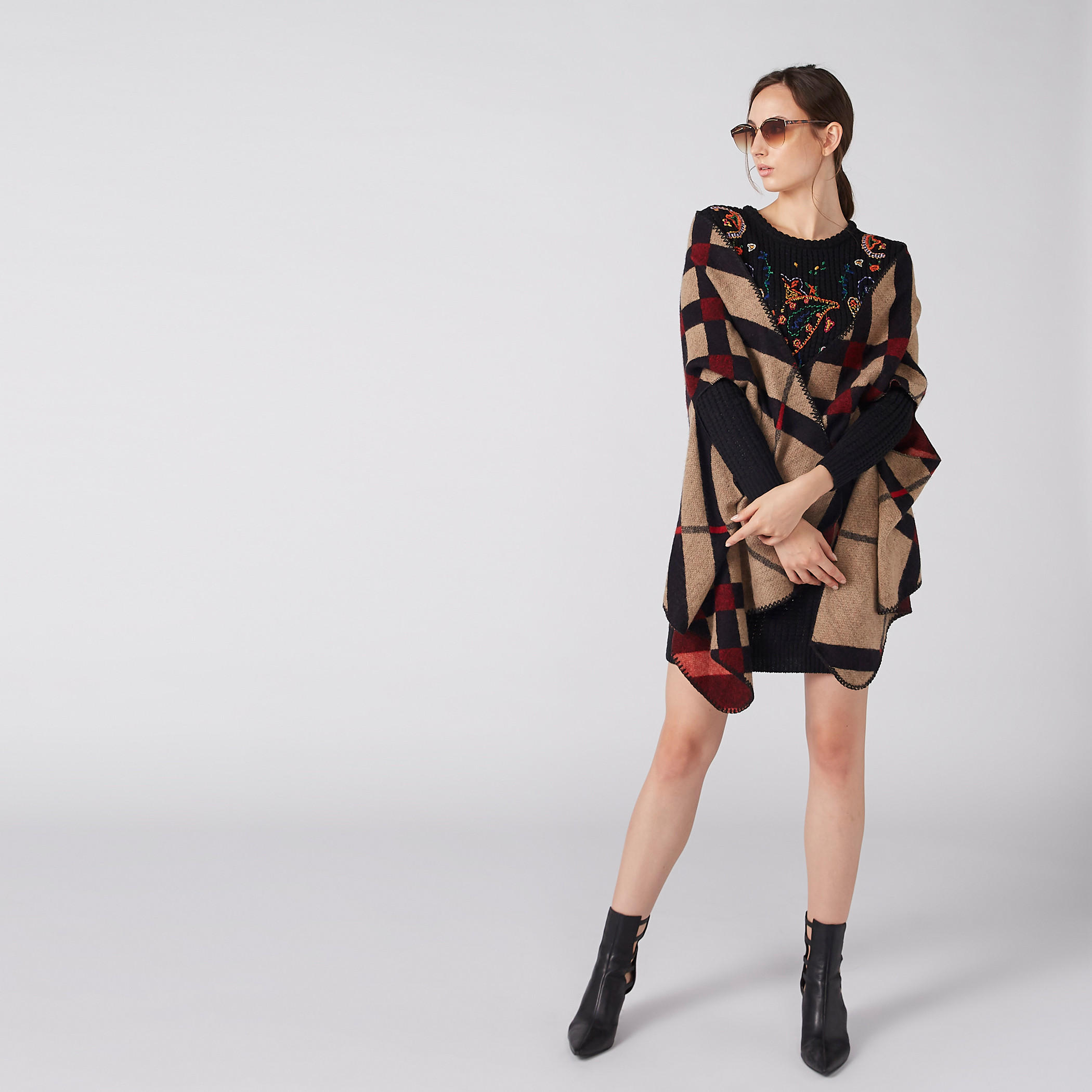 Textured Open Front Poncho-women-clothing-cardigansandjumpers-jumpers-image-2