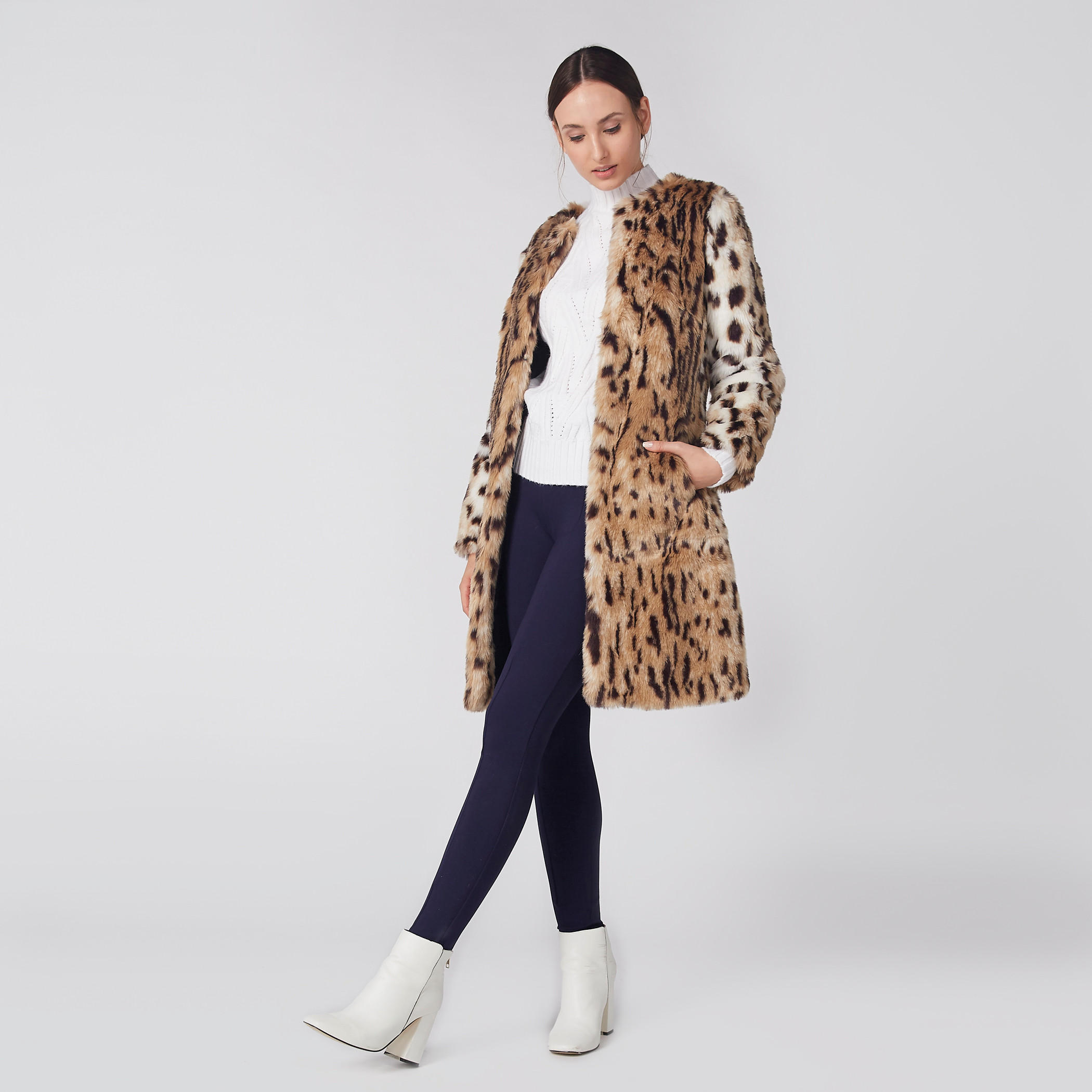 جاكيت بأكمام طويلة وتفاصيل قطيفة وجيوب وطبعات-women-winterwear-coatsandjackets-jackets-image-3