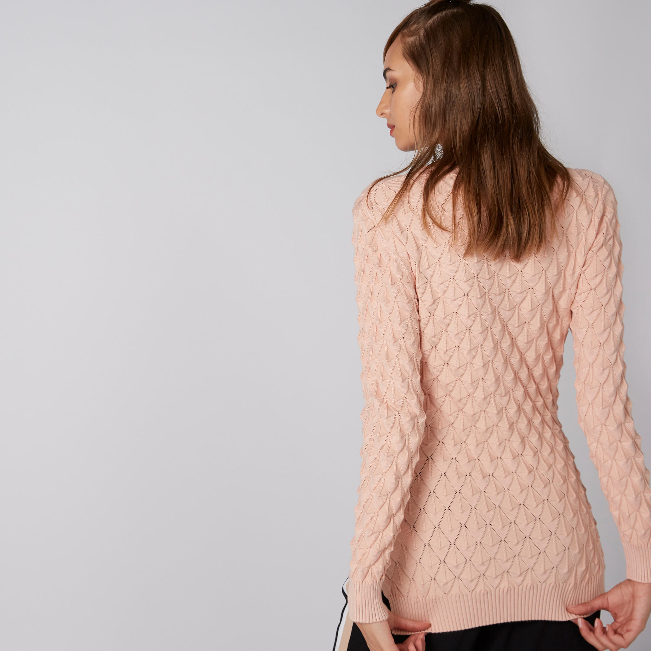 كنزة بارزة الملمس بأكمام طويلة وياقة مستديرة-women-clothing-cardigansandjumpers-jumpers-image-2
