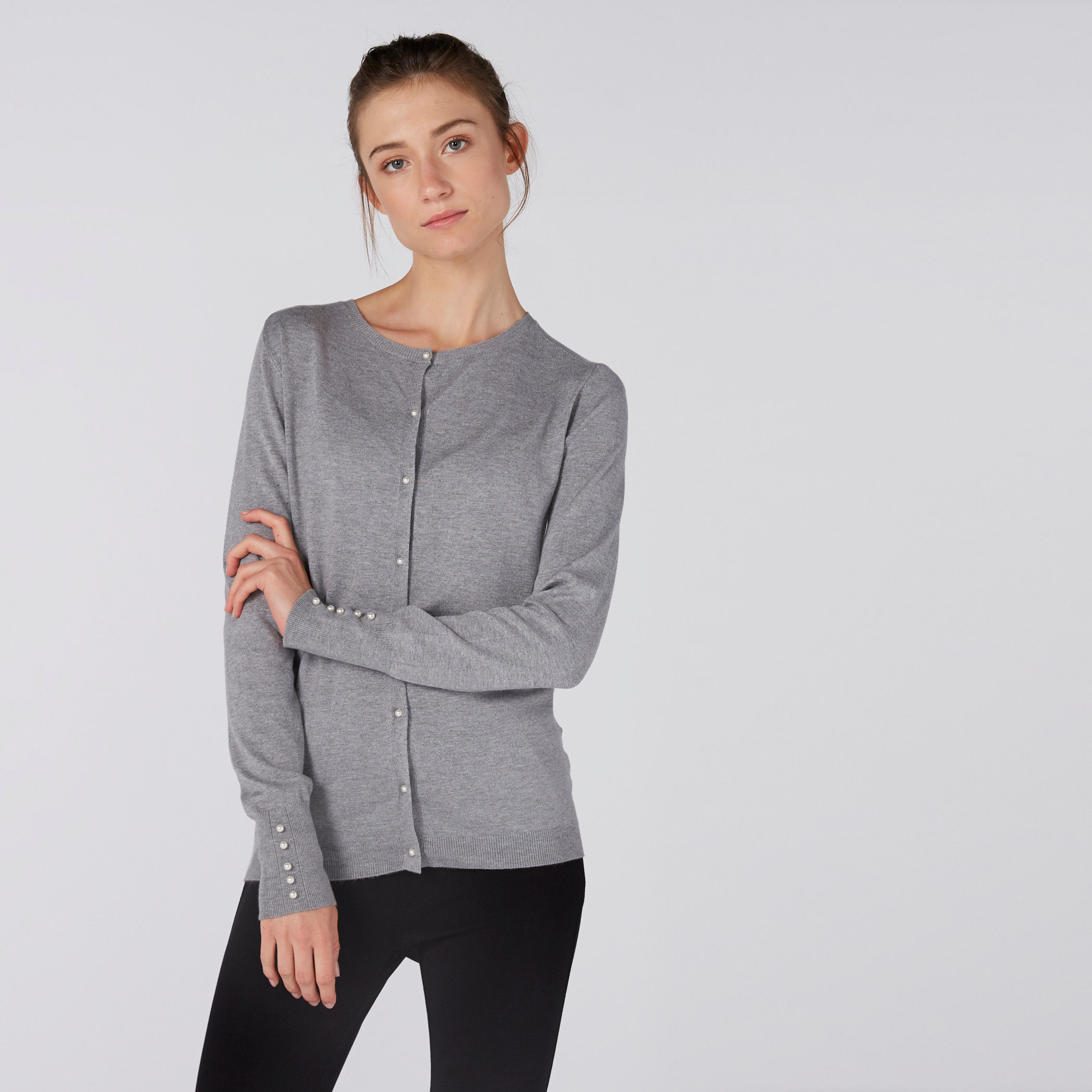 كنزة بأكمام طويلة وياقة مستديرة وتفاصيل لؤلؤ-women-clothing-cardigansandjumpers-jumpers-image-12